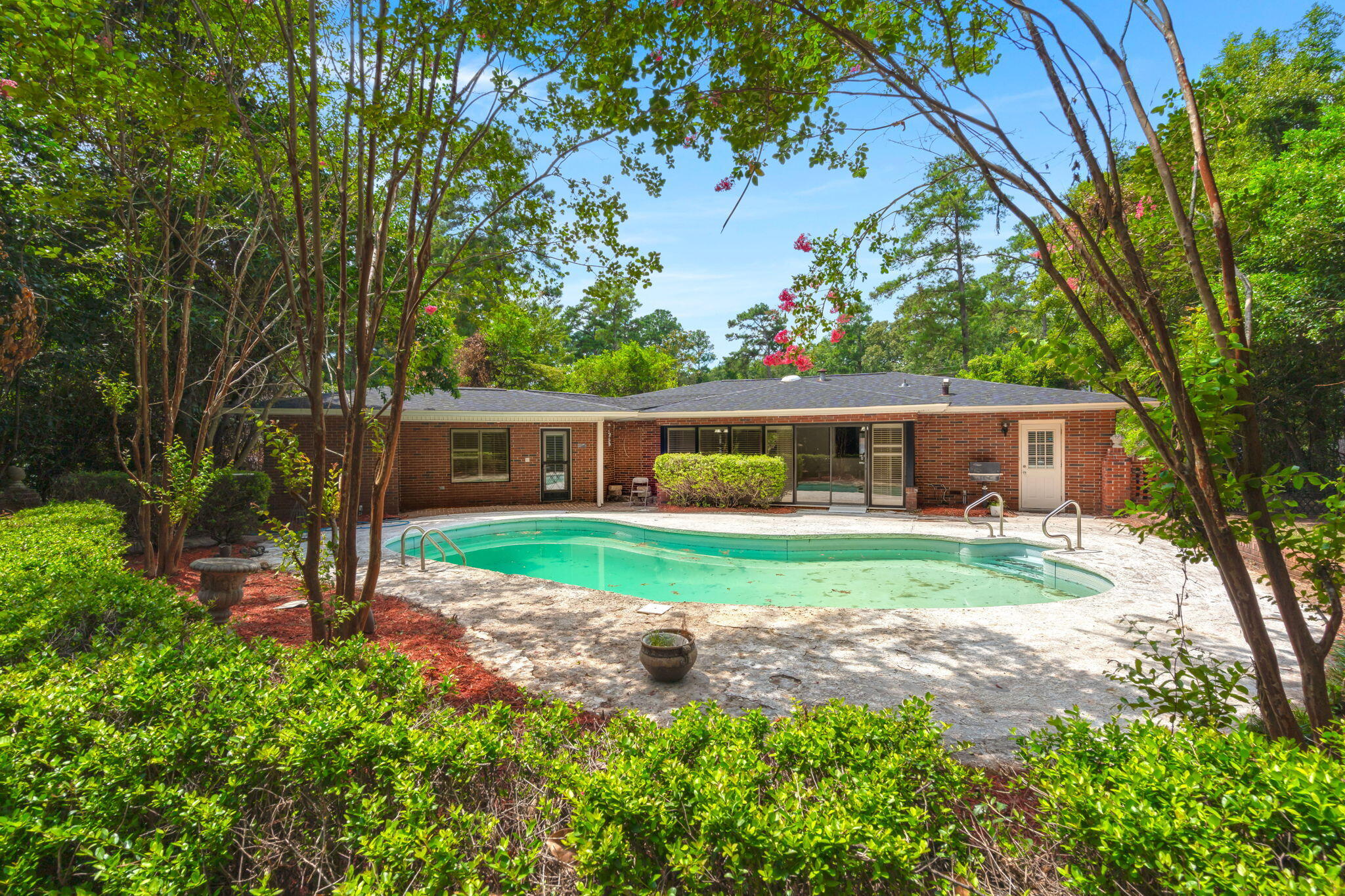 279 Perryclear Street