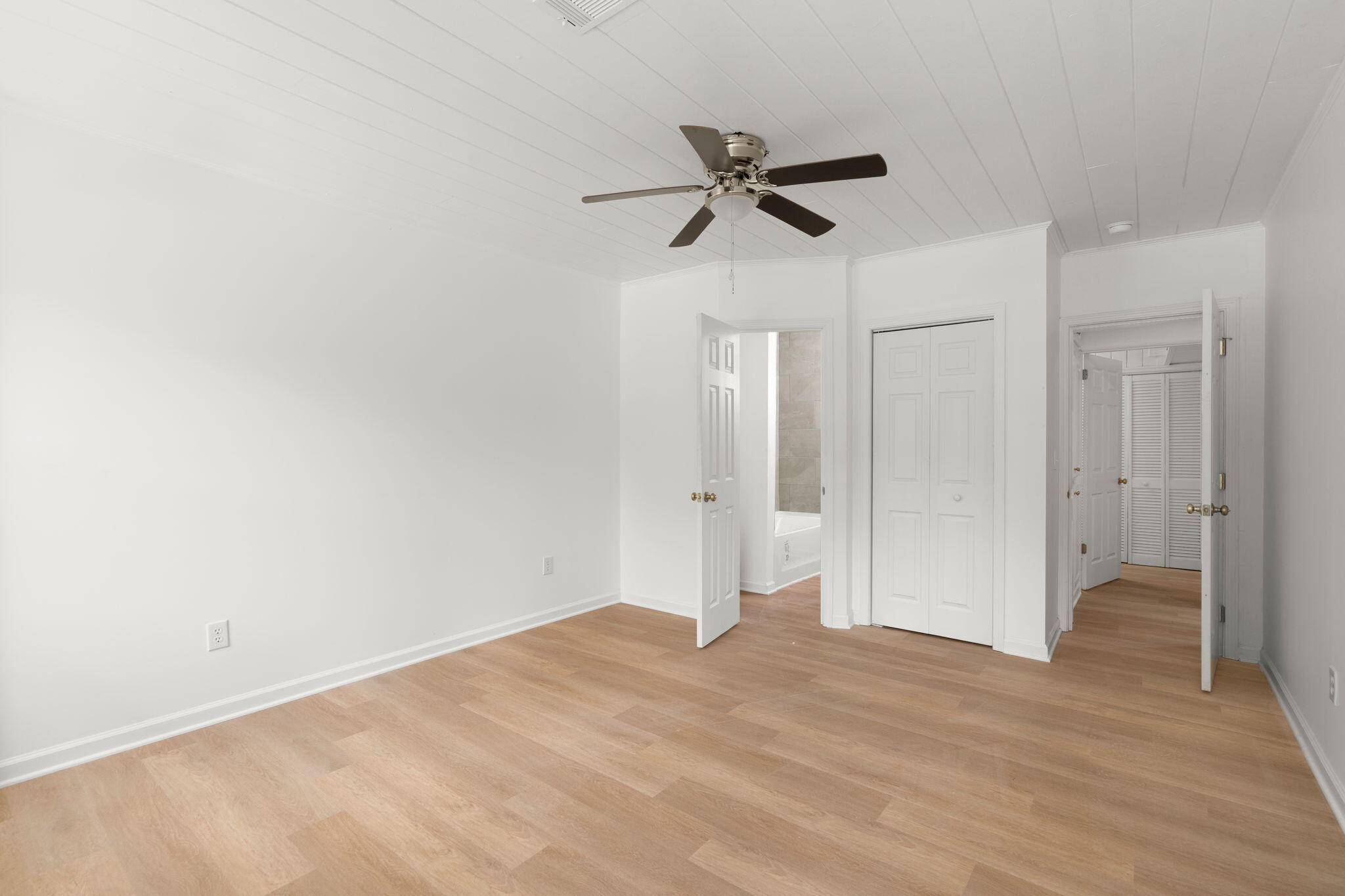 279 Perryclear Street