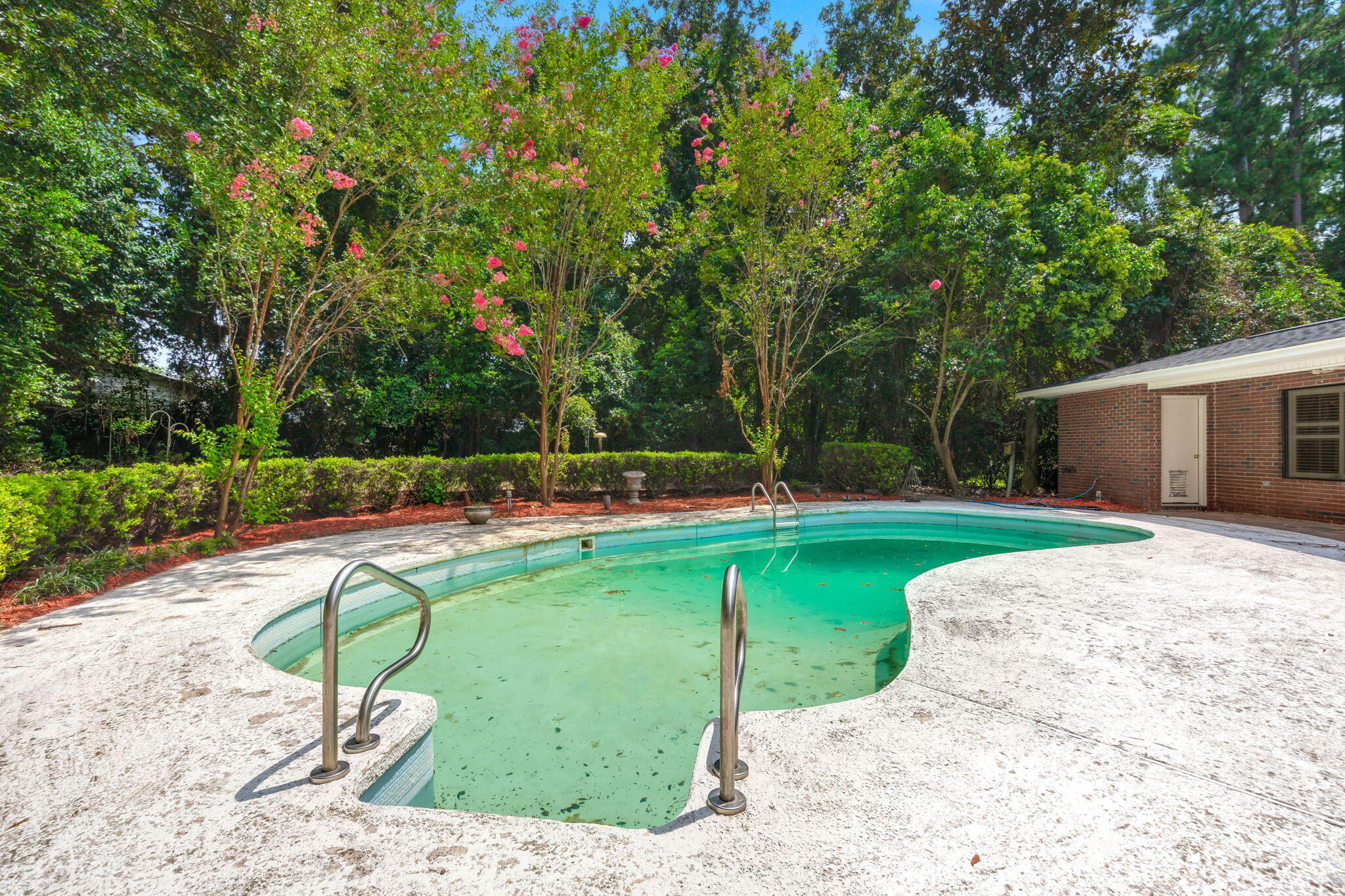 279 Perryclear Street