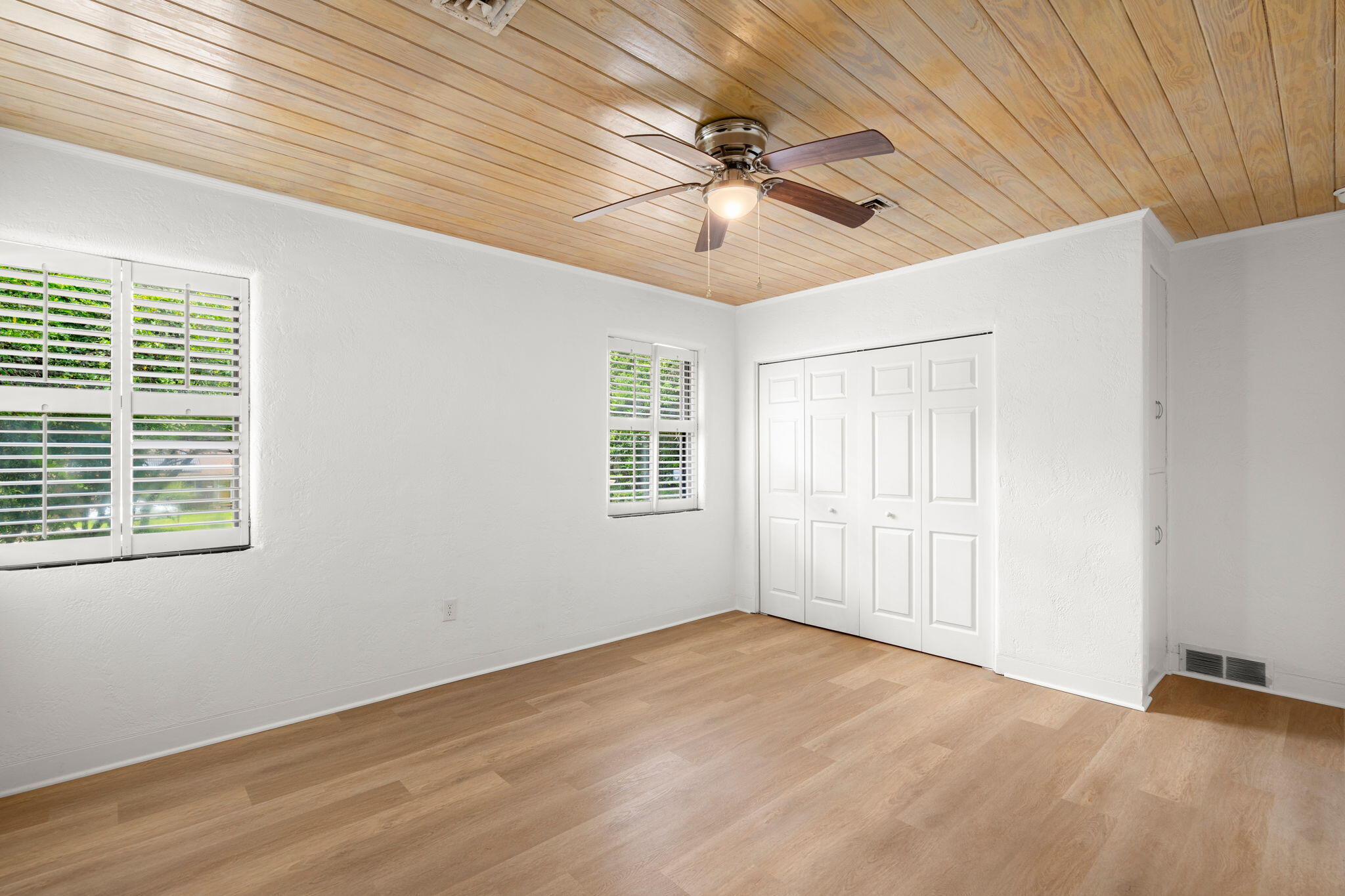 279 Perryclear Street
