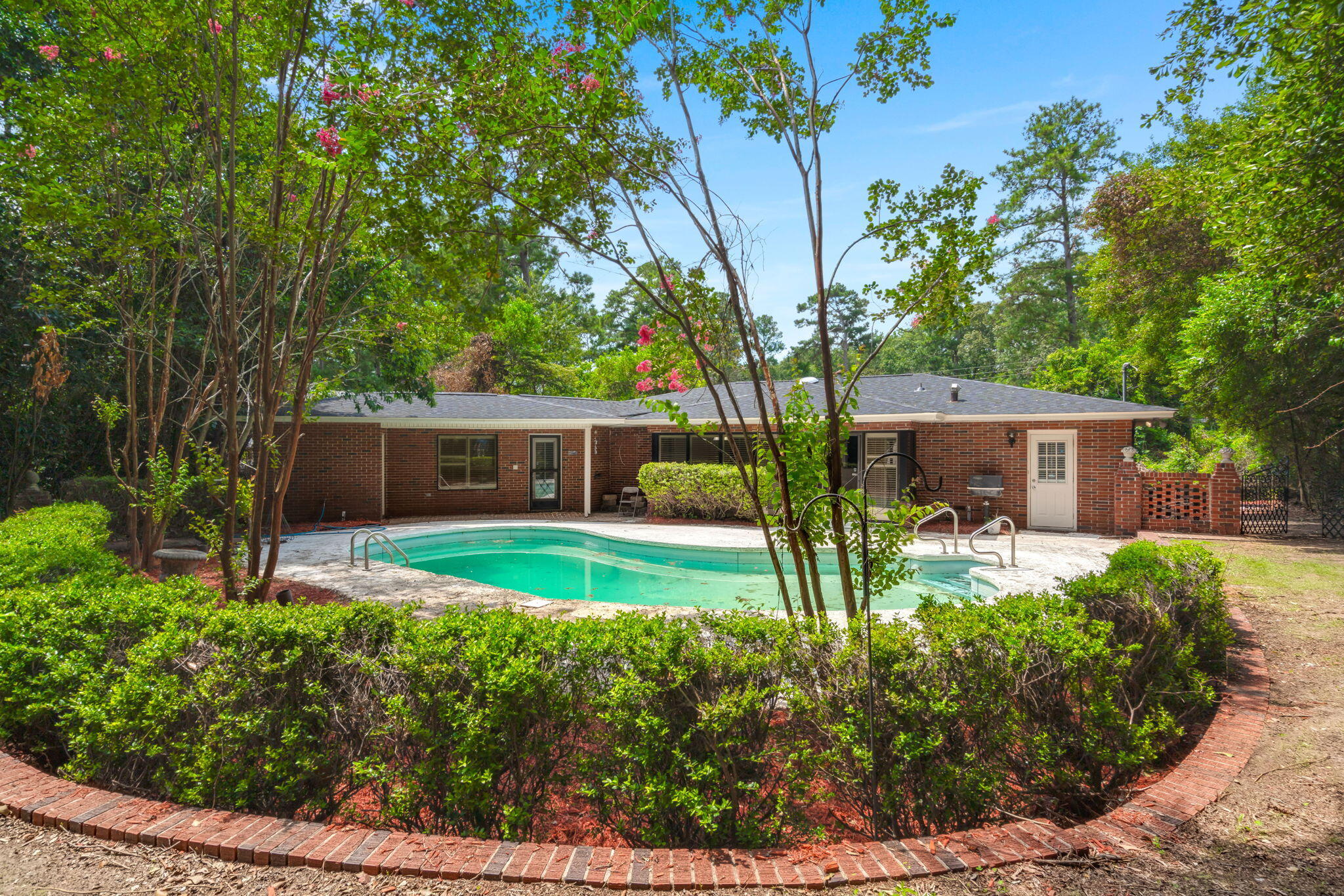 279 Perryclear Street