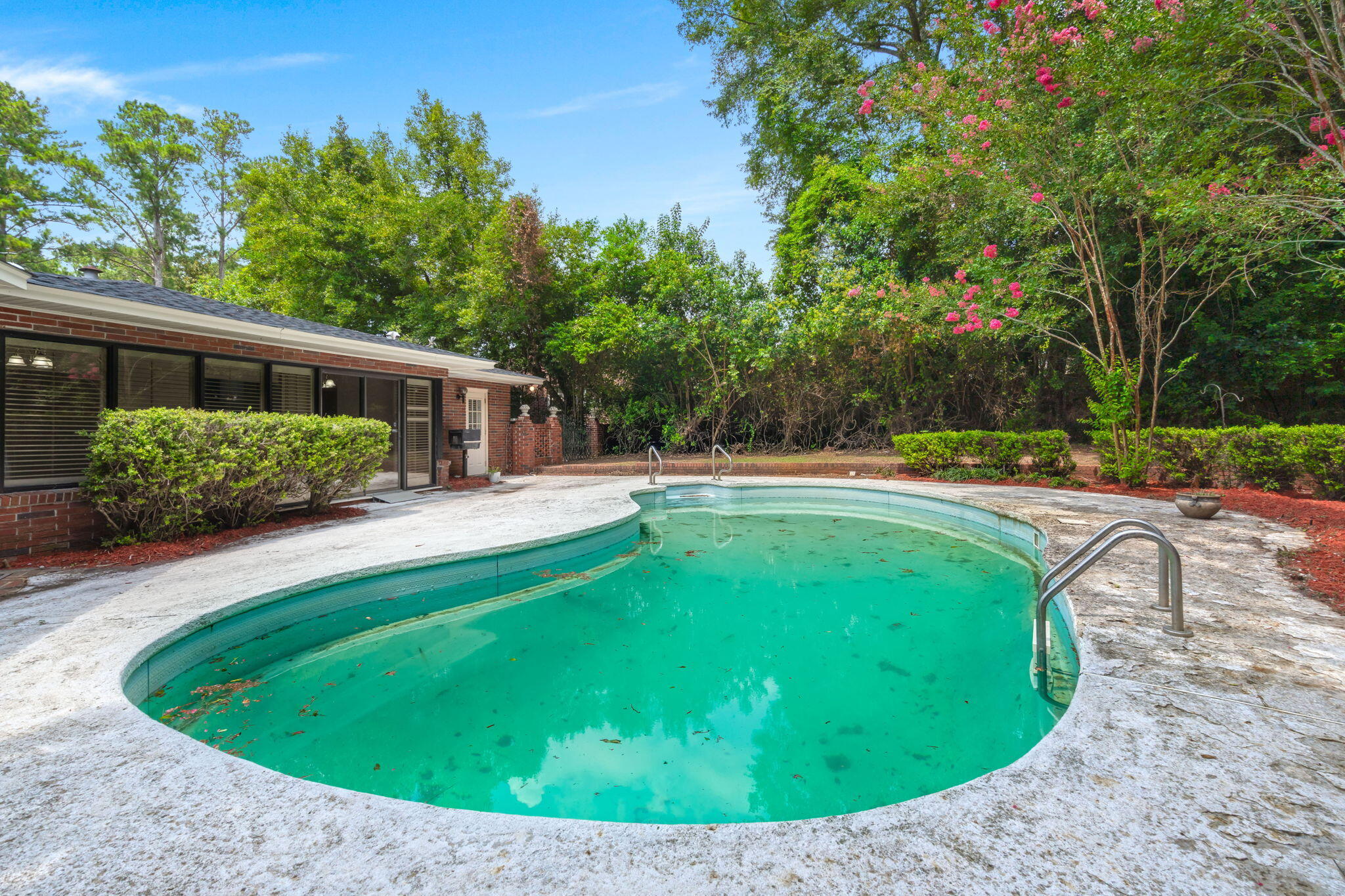 279 Perryclear Street