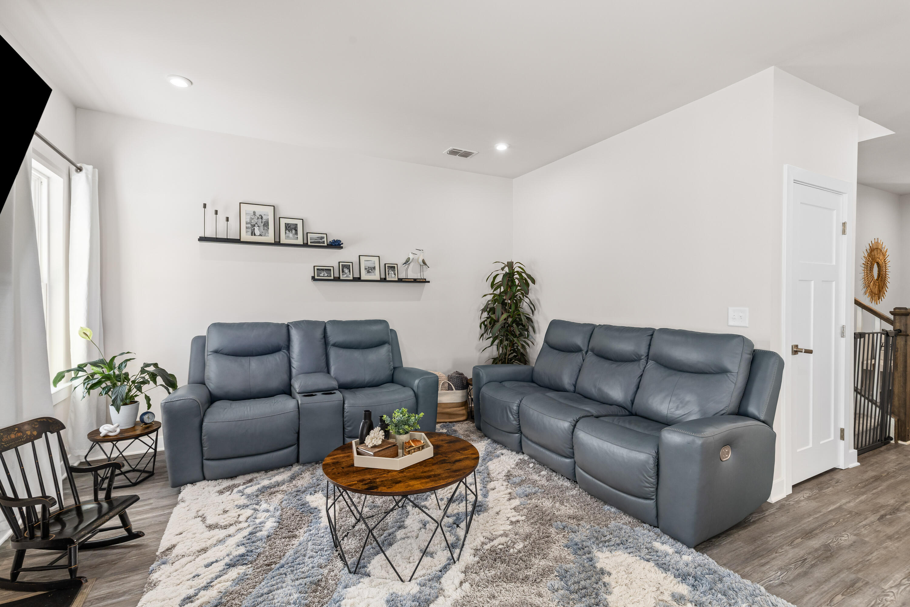 170 Country Oaks Lane