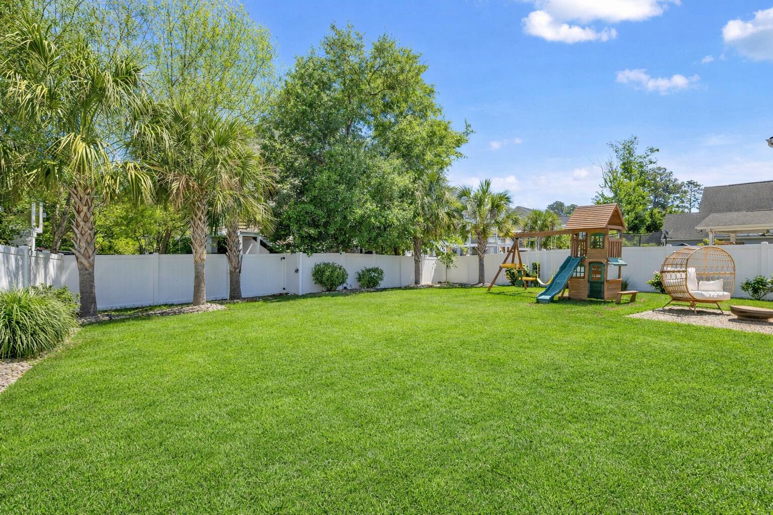170 Country Oaks Lane