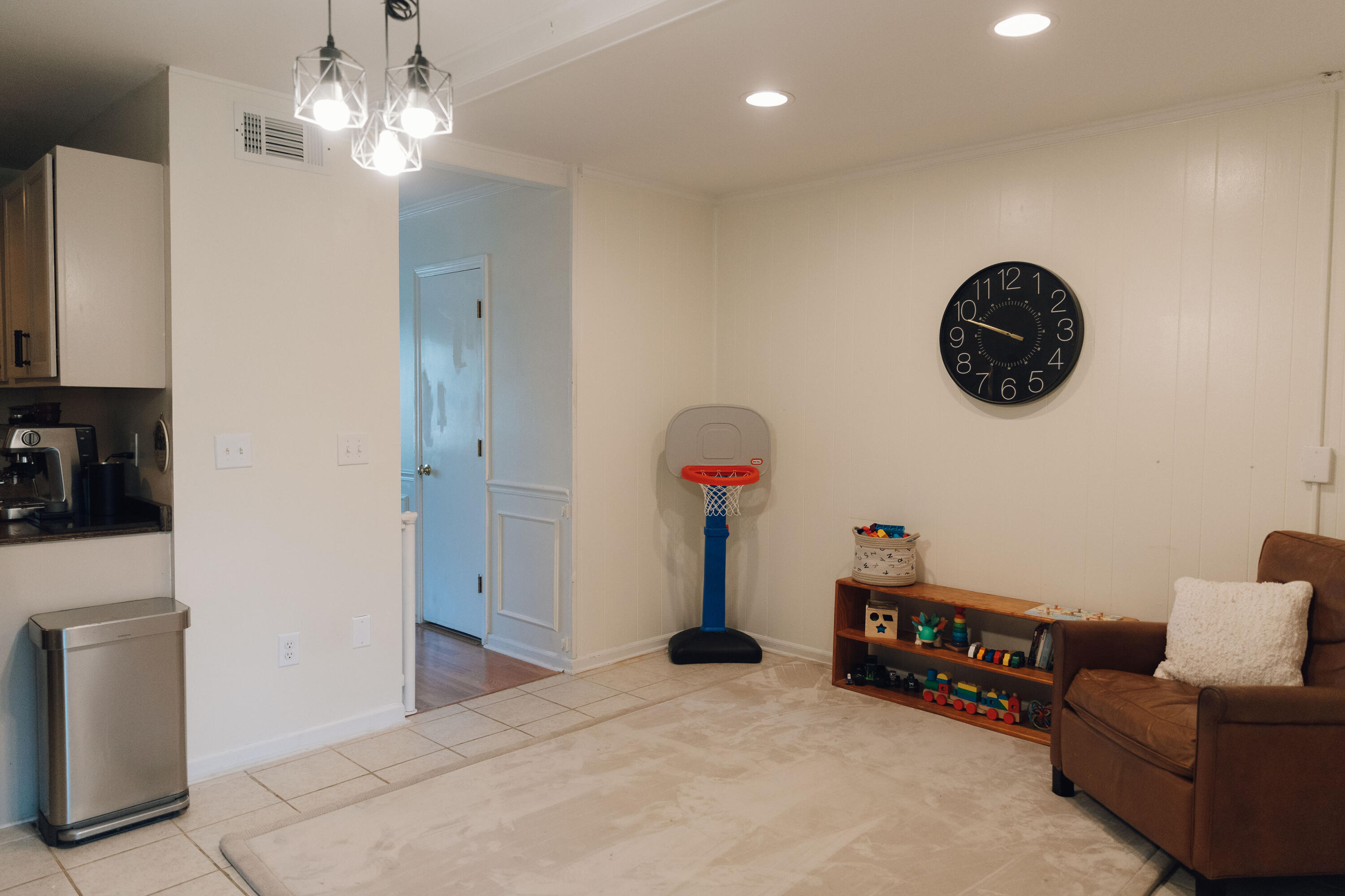 124 Brush Boulevard