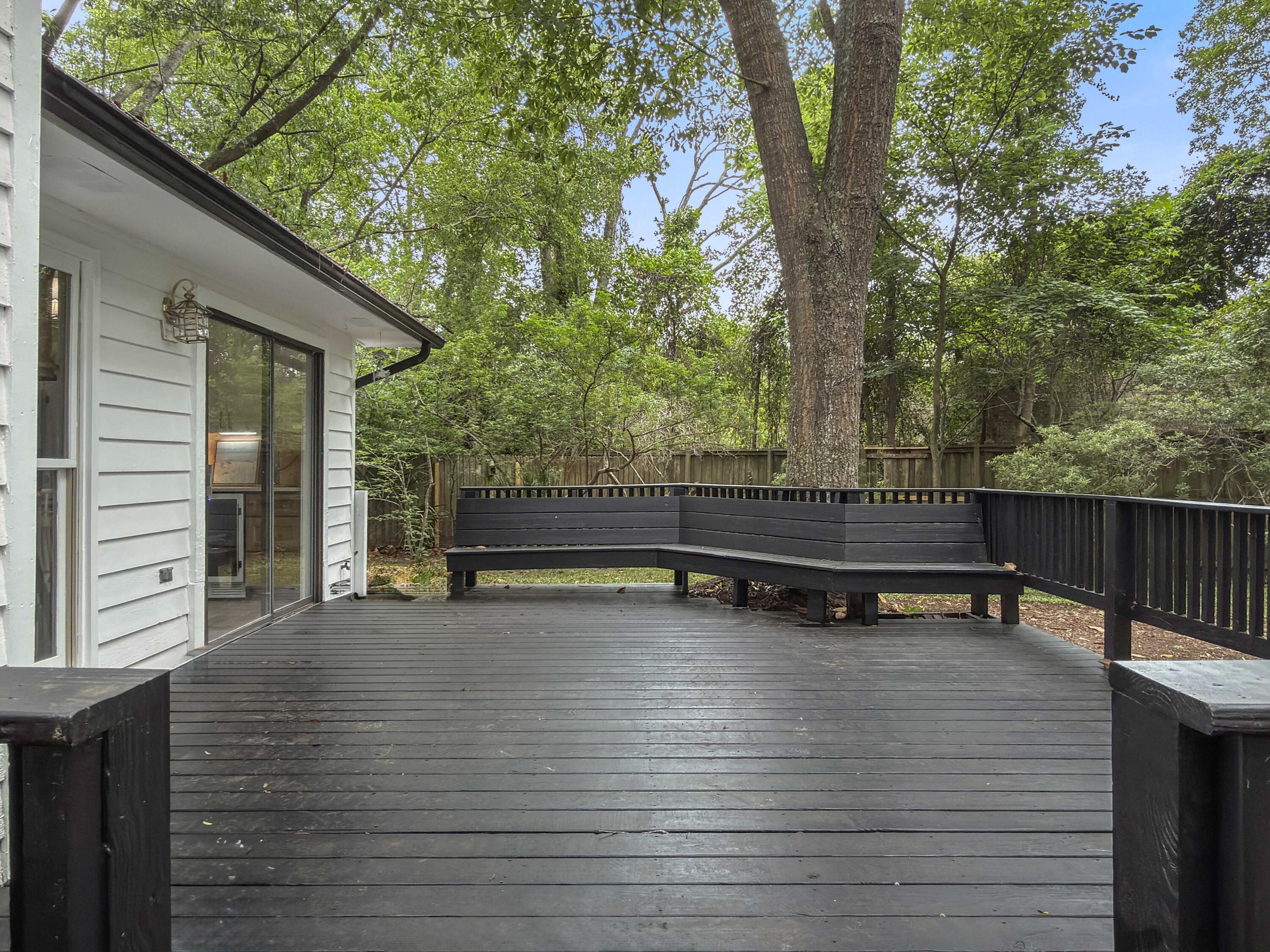 1129 Yorktown Court