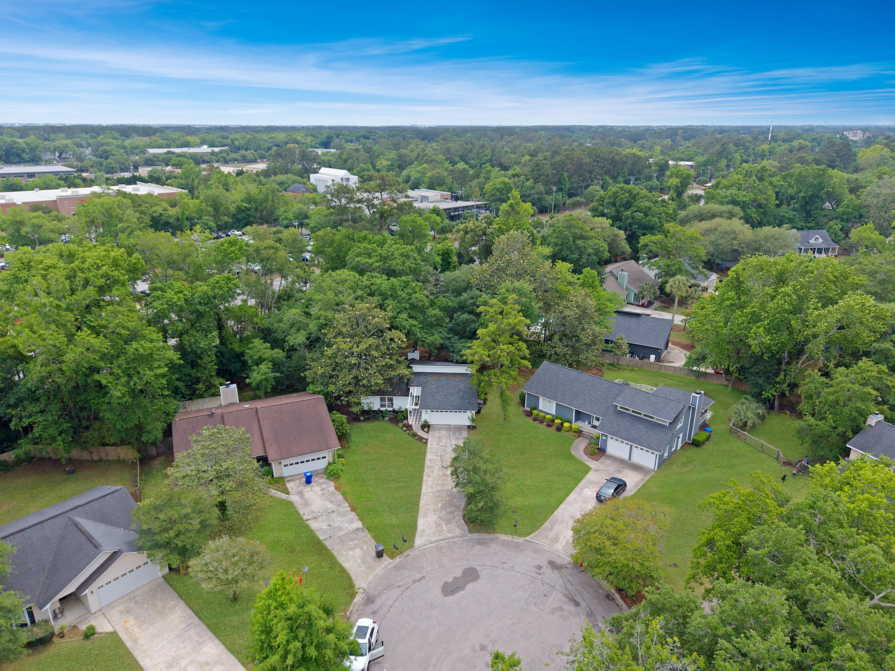 1129 Yorktown Court