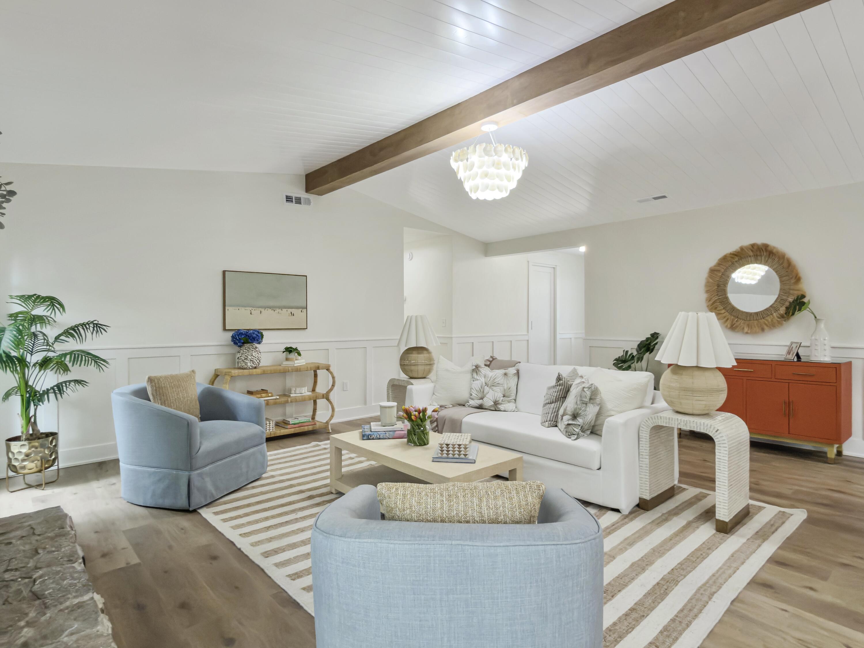 1129 Yorktown Court