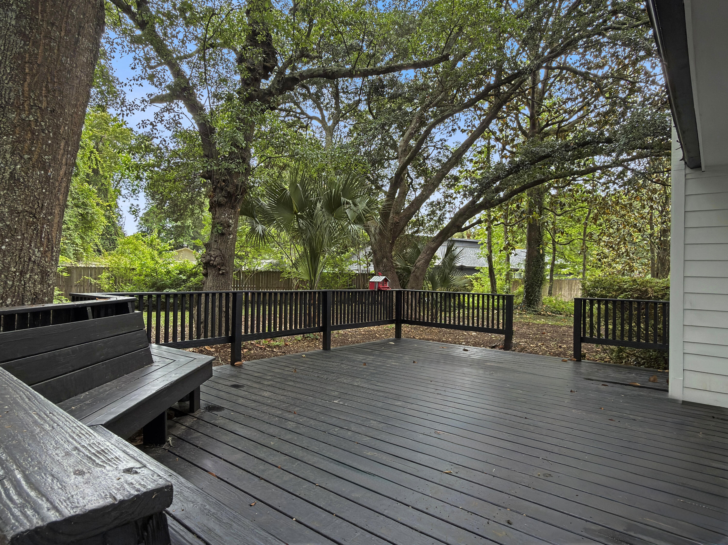 1129 Yorktown Court