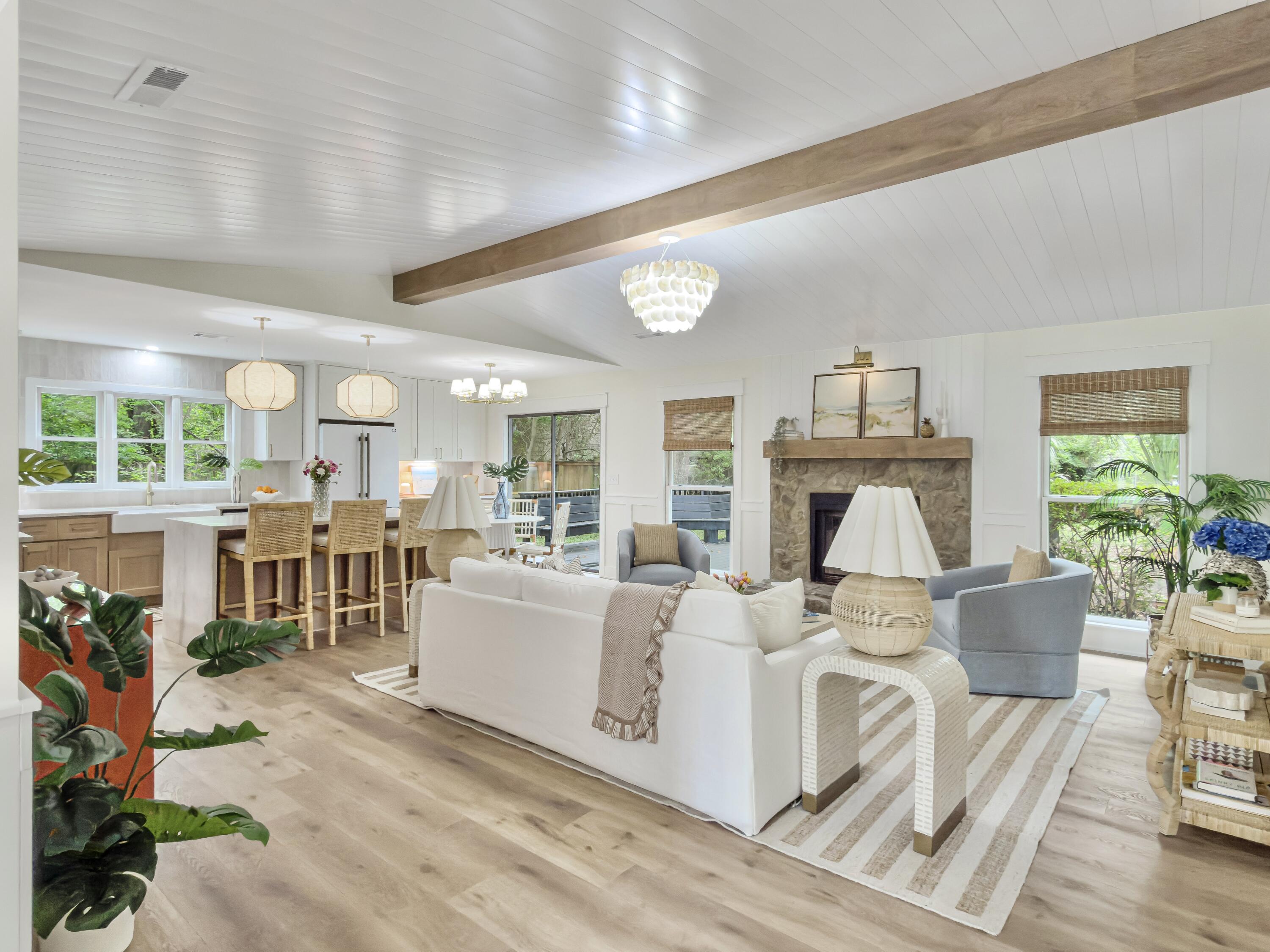 1129 Yorktown Court