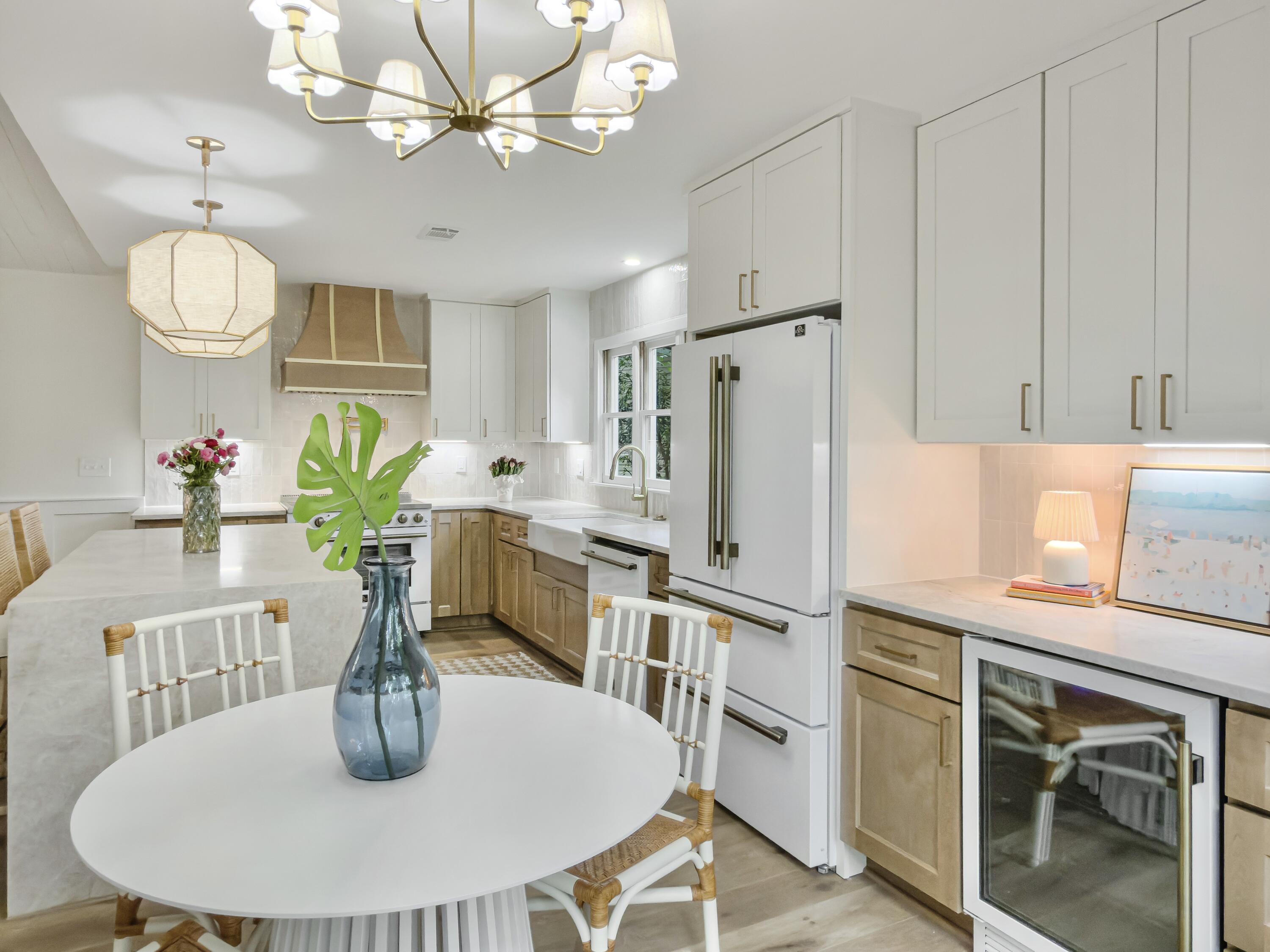 1129 Yorktown Court