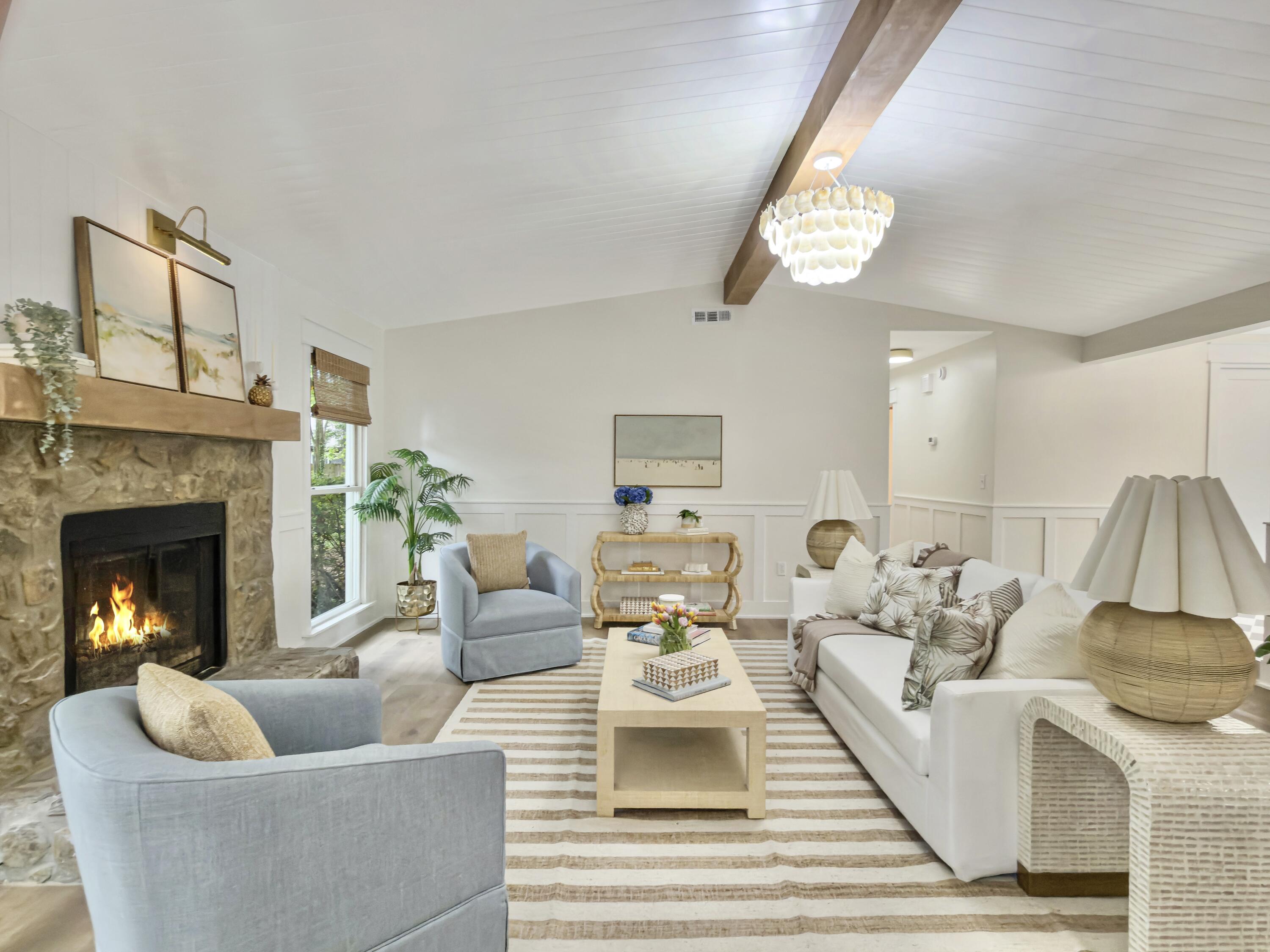 1129 Yorktown Court