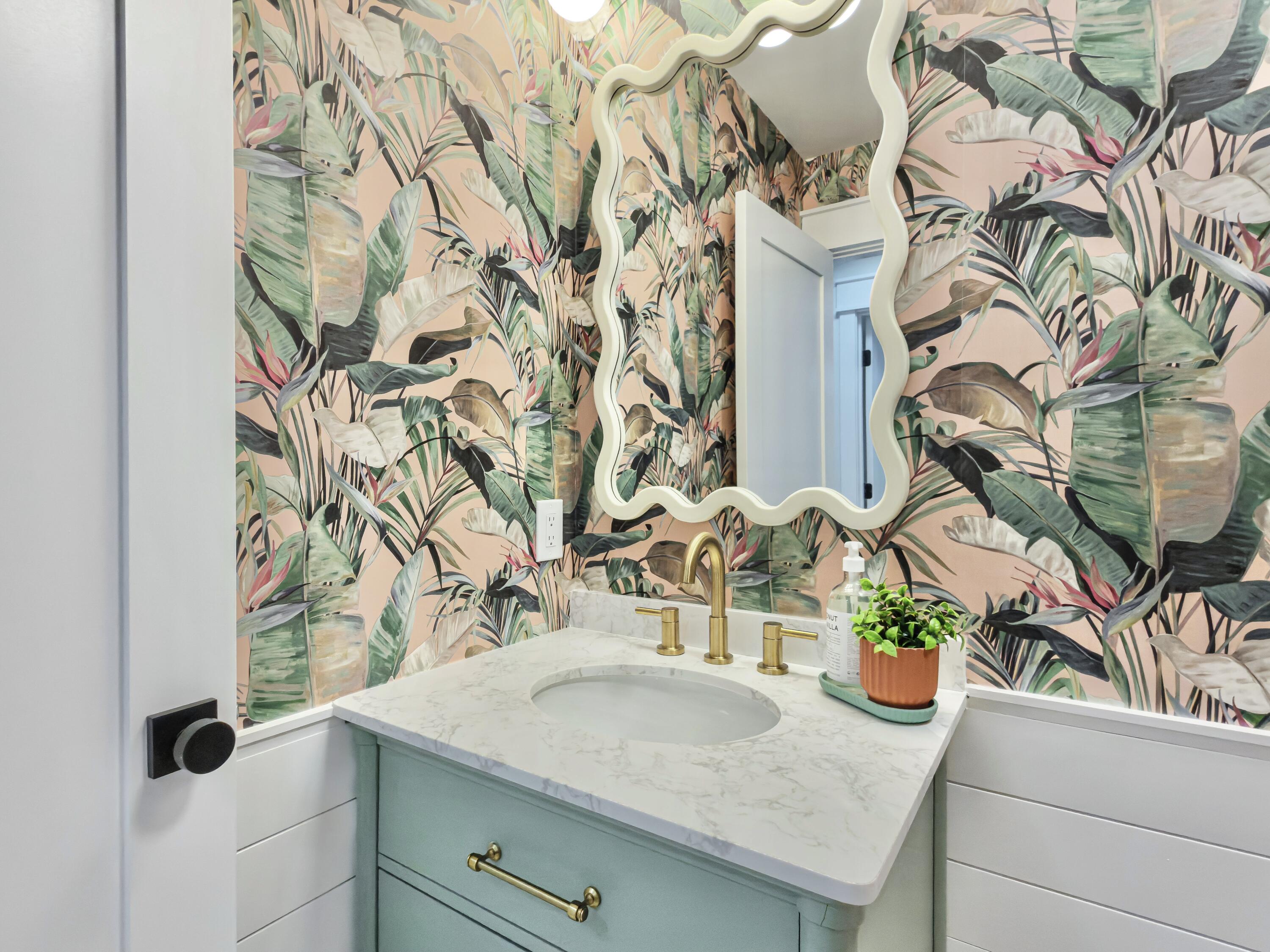 1129 Yorktown Court