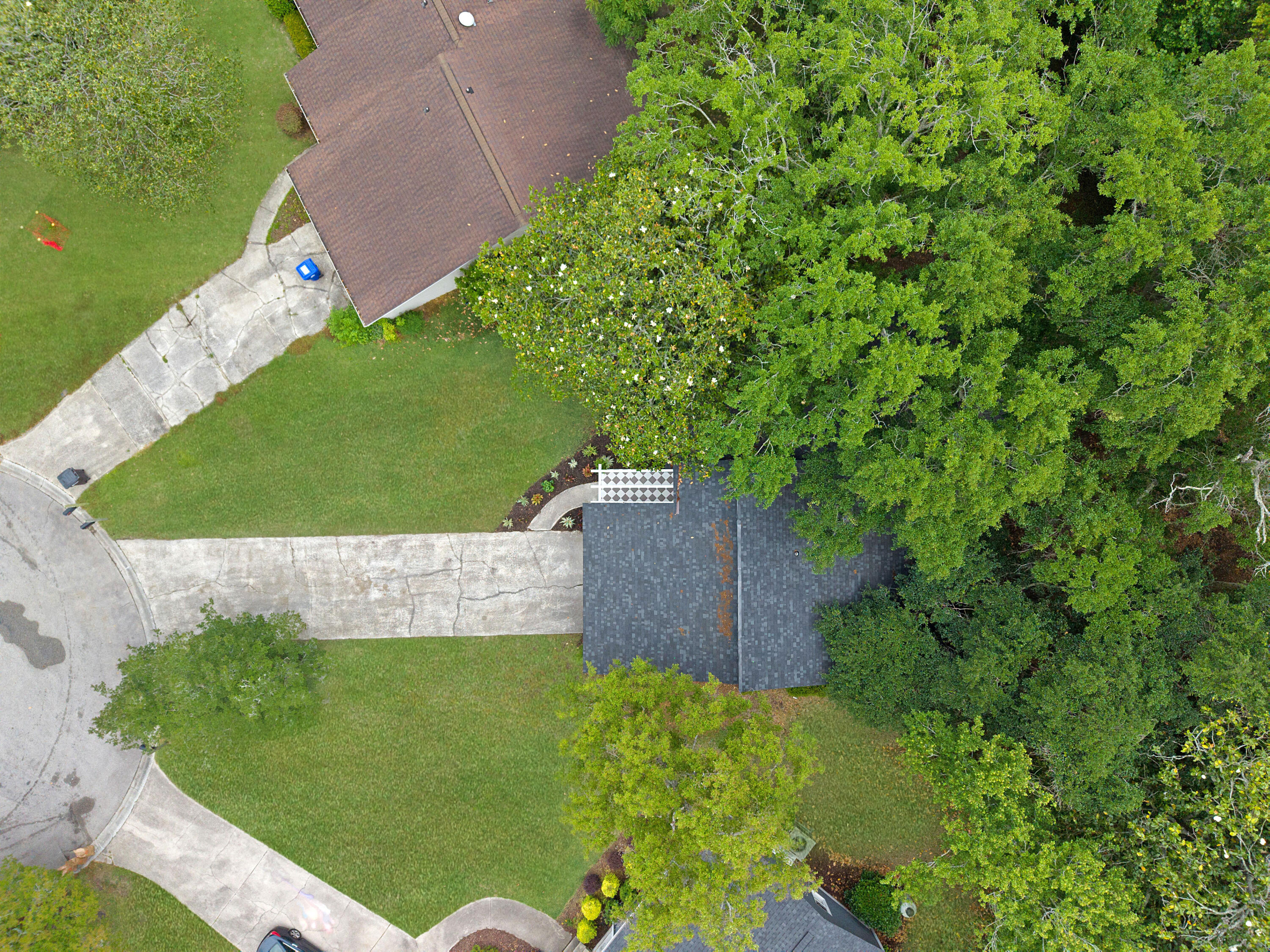 1129 Yorktown Court