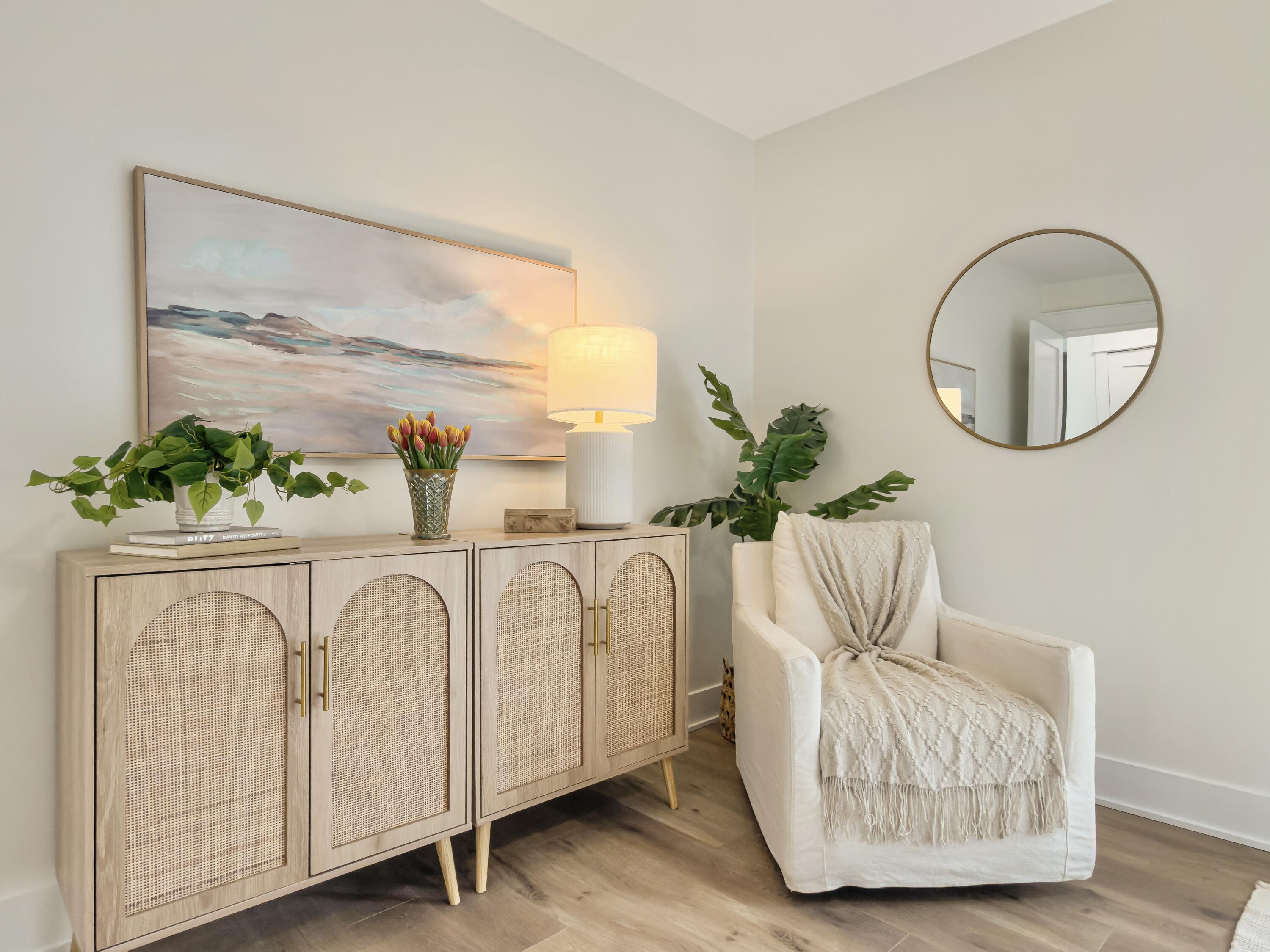 1129 Yorktown Court