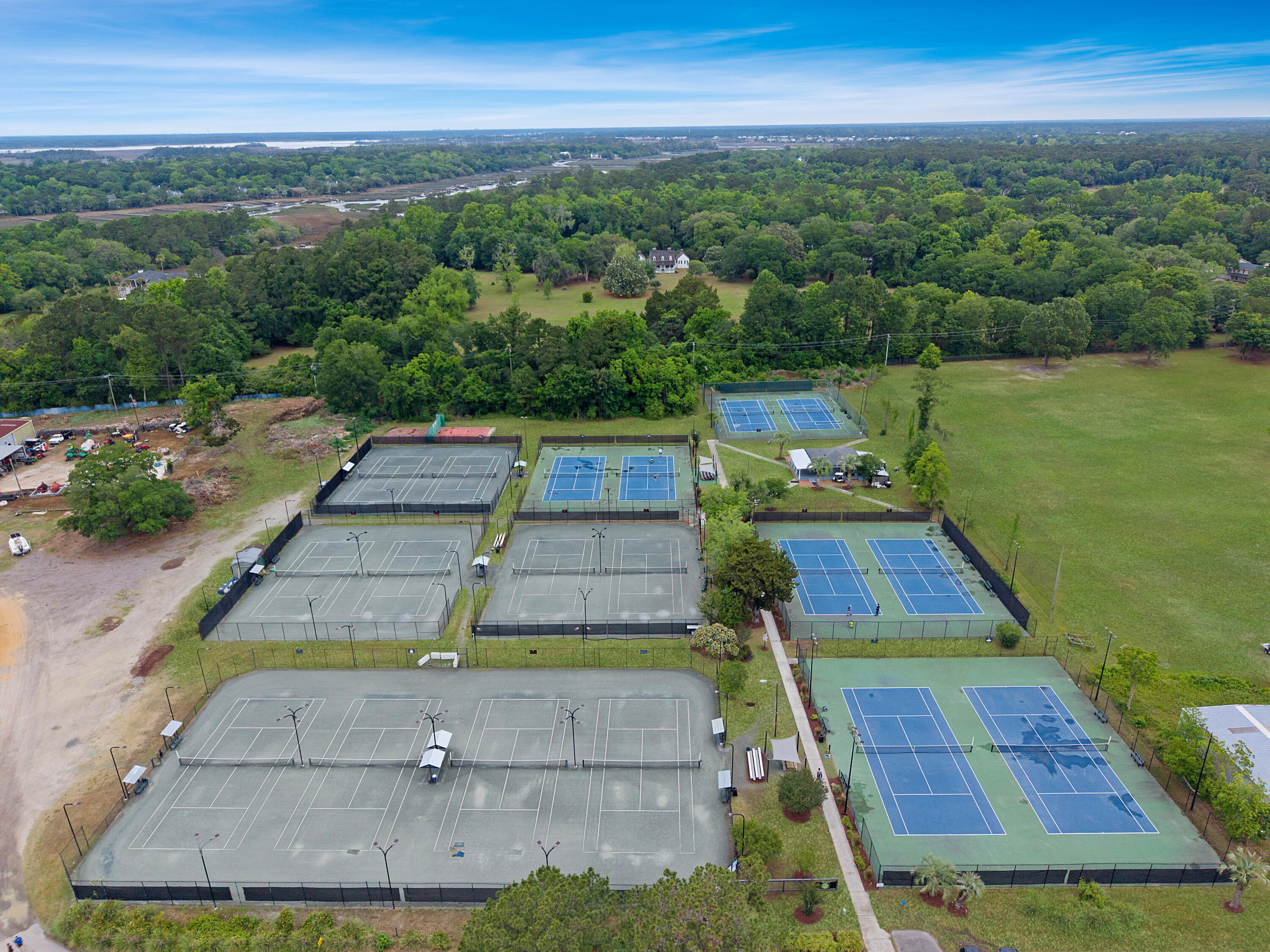 1129 Yorktown Court
