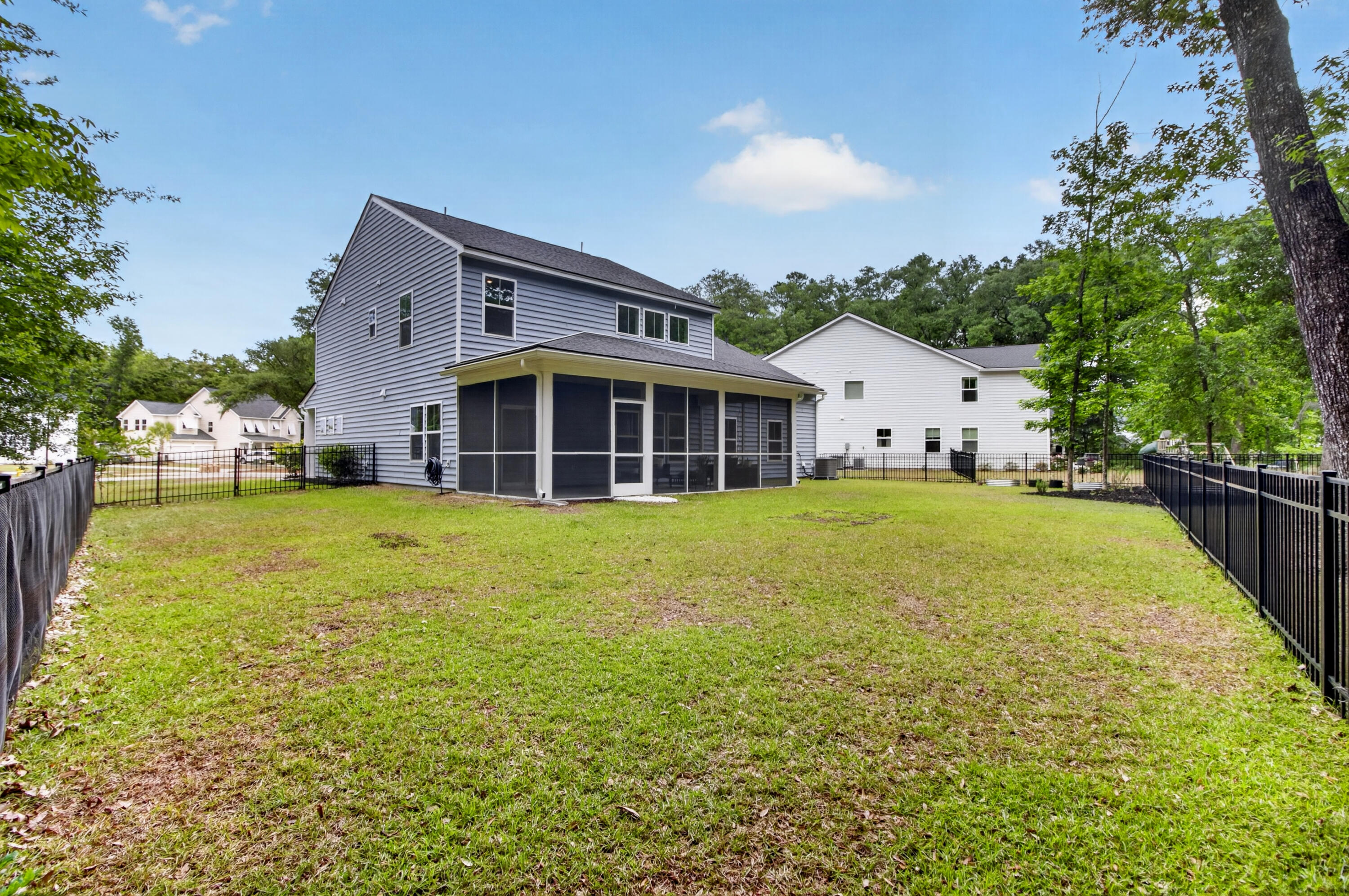 7089 Pumpkinseed Drive