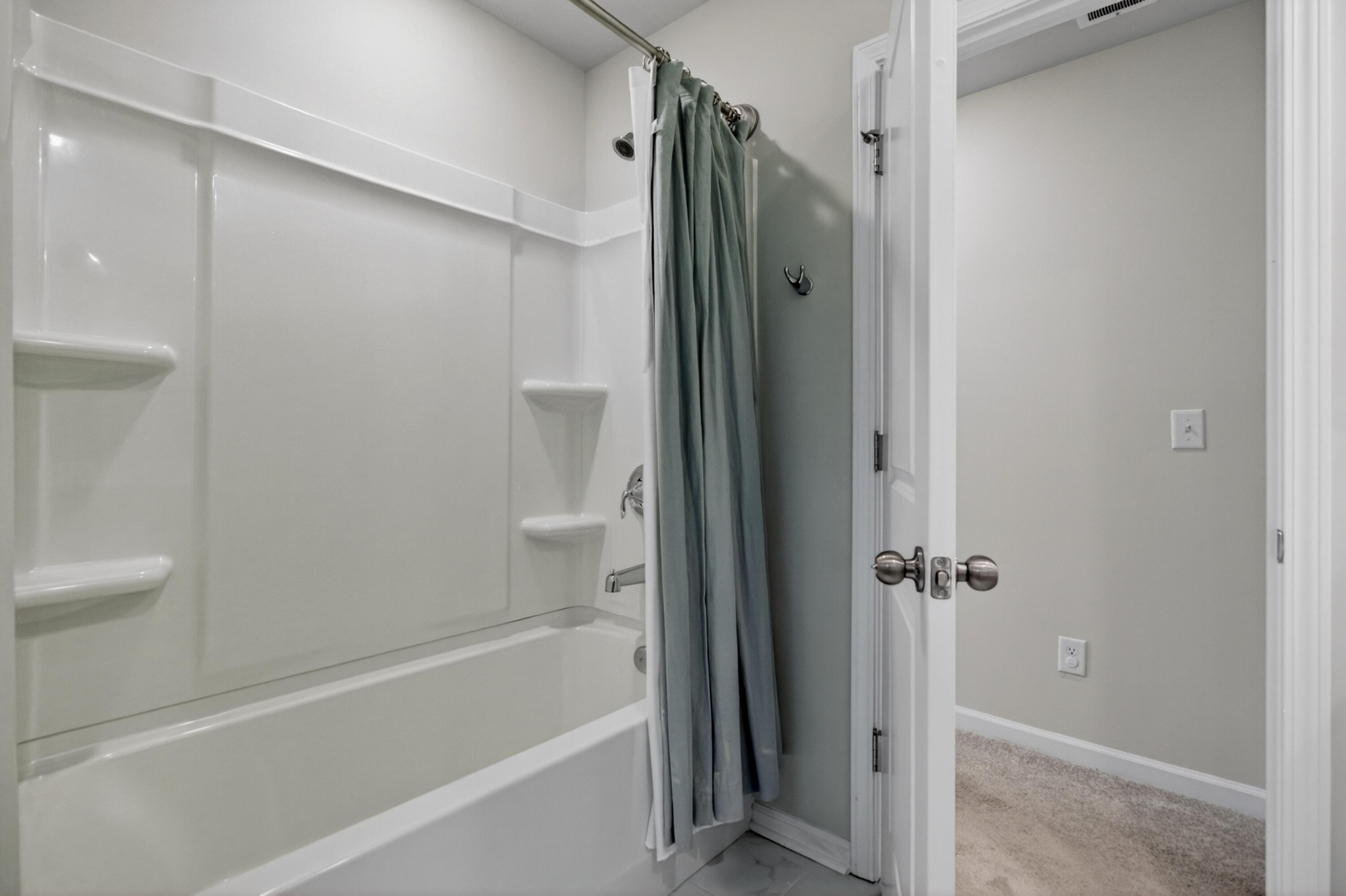 7089 Pumpkinseed Drive