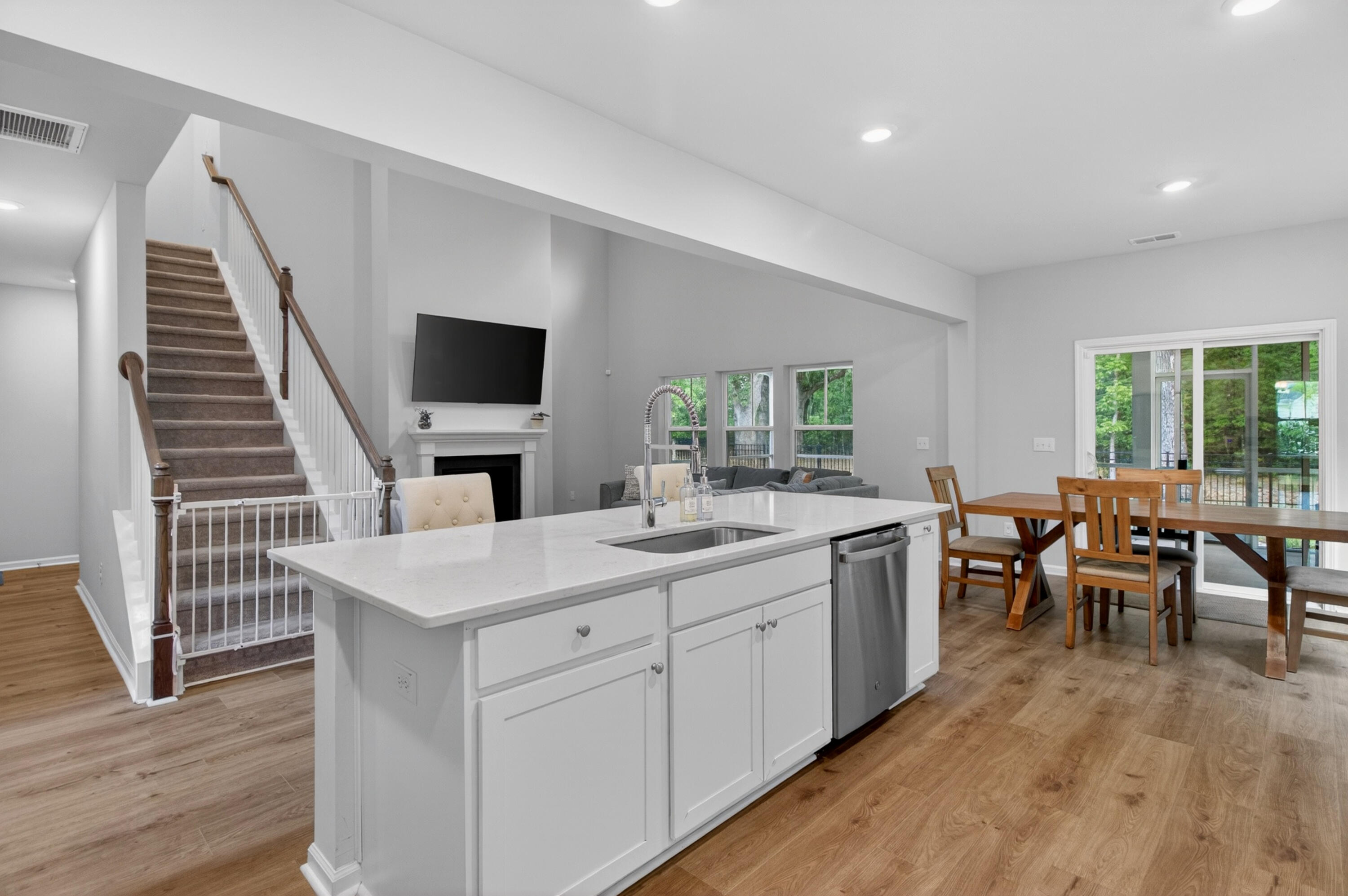 7089 Pumpkinseed Drive