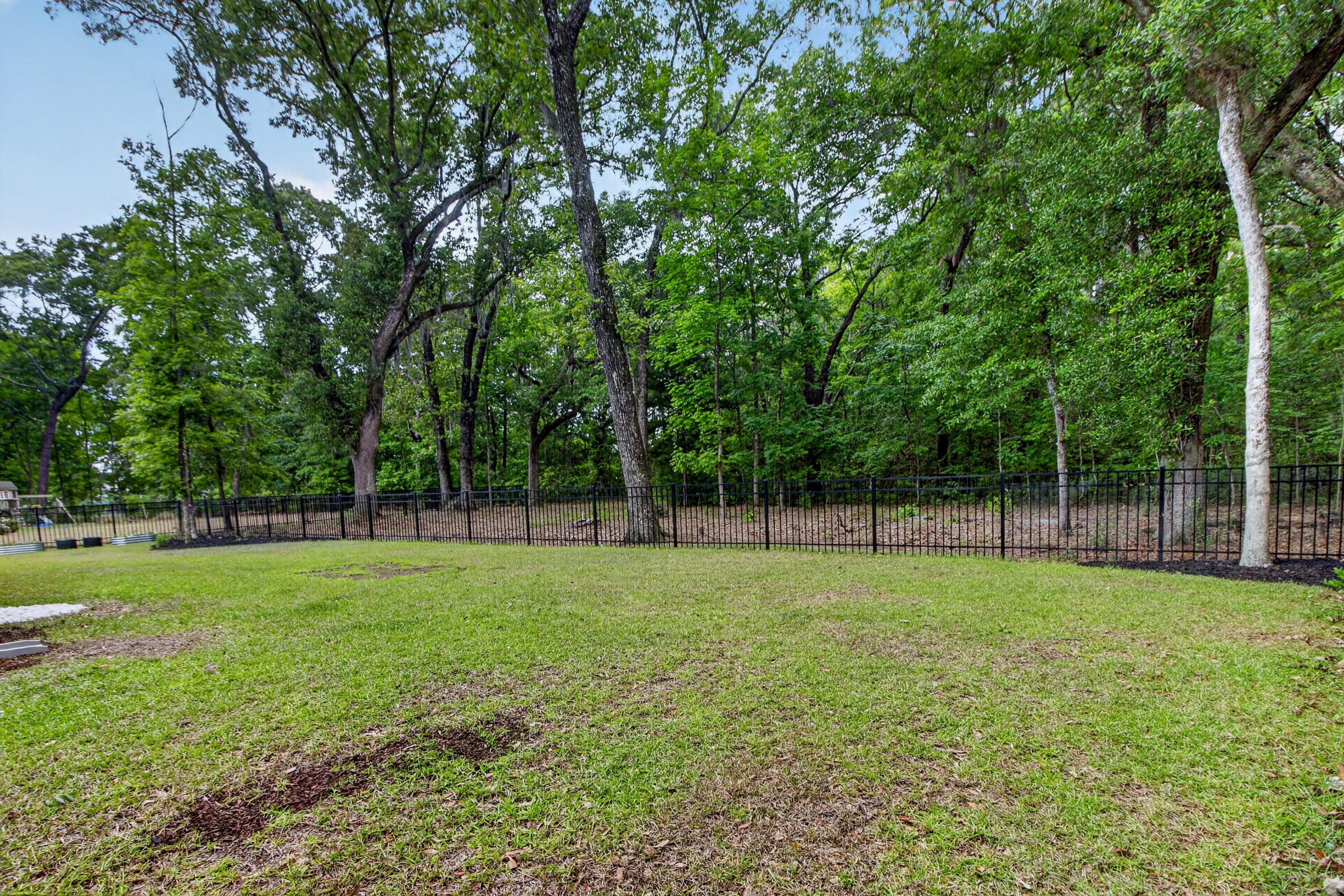7089 Pumpkinseed Drive