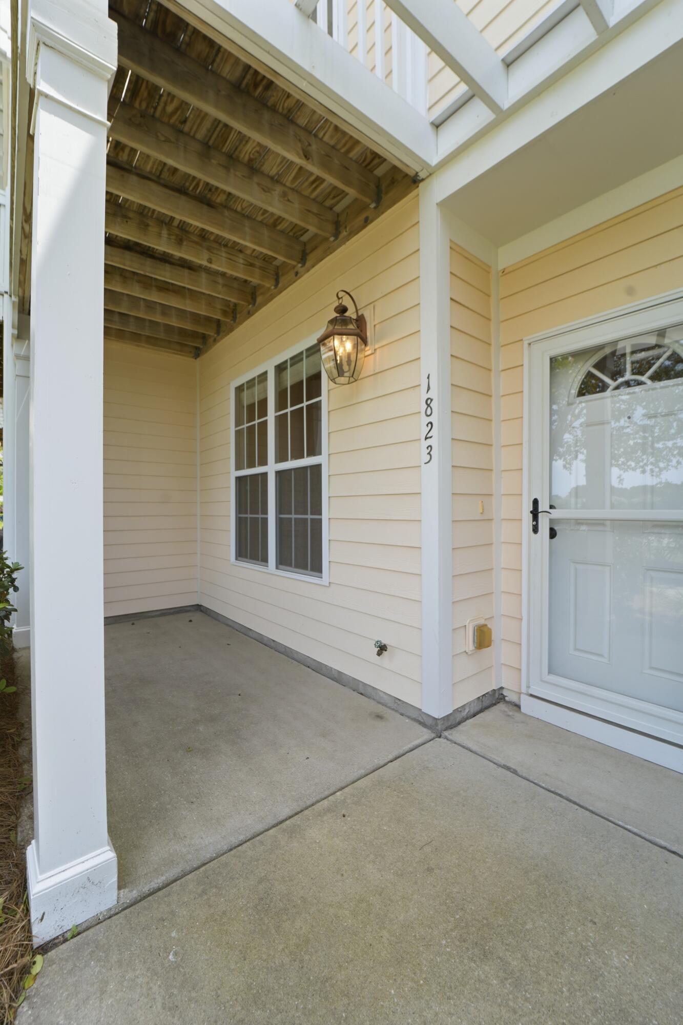 1823 Brittlebush Lane