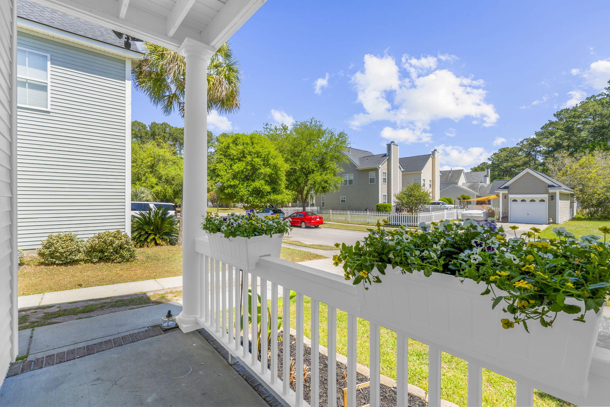 3225 Beaconsfield Road