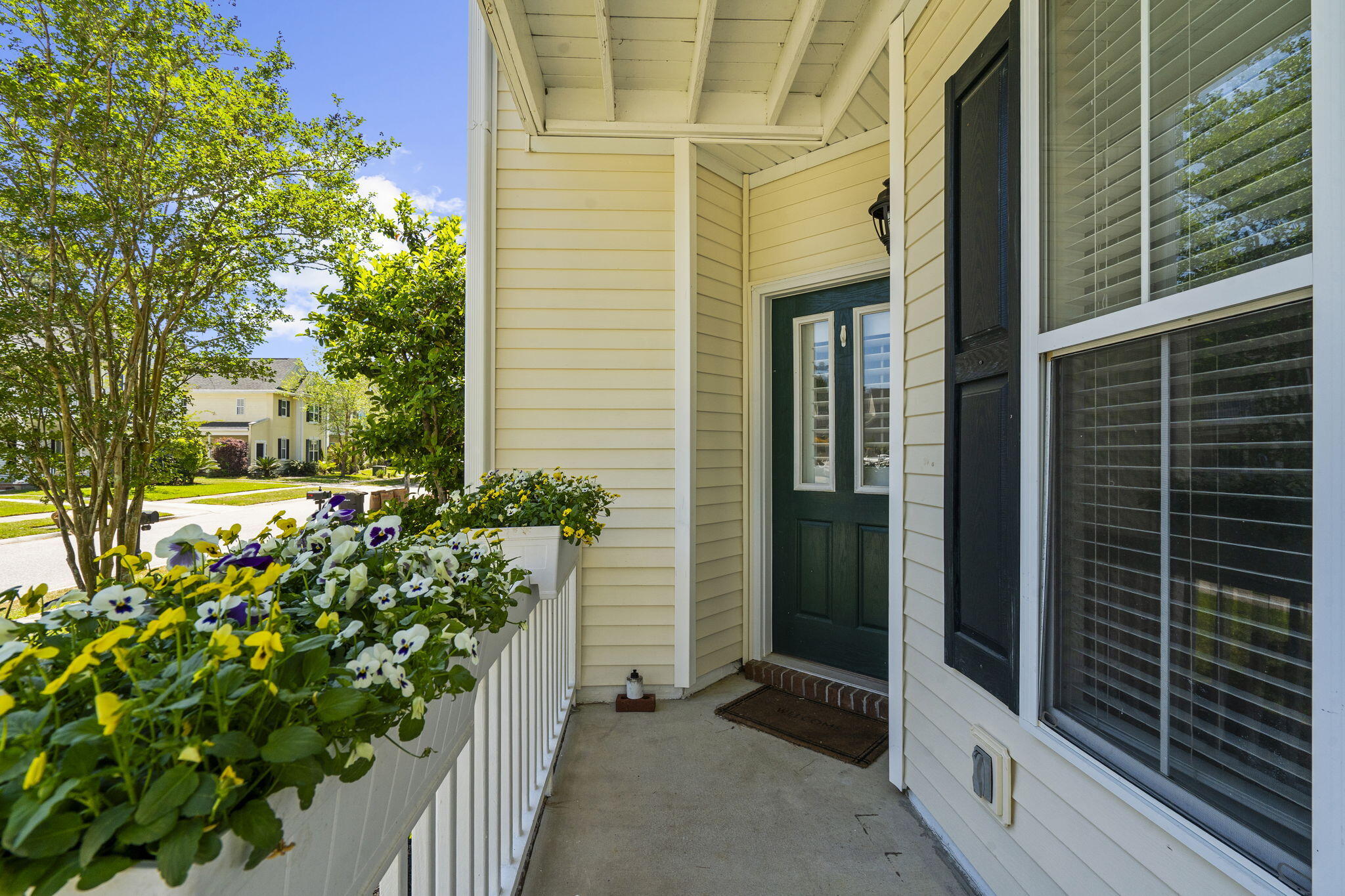3225 Beaconsfield Road