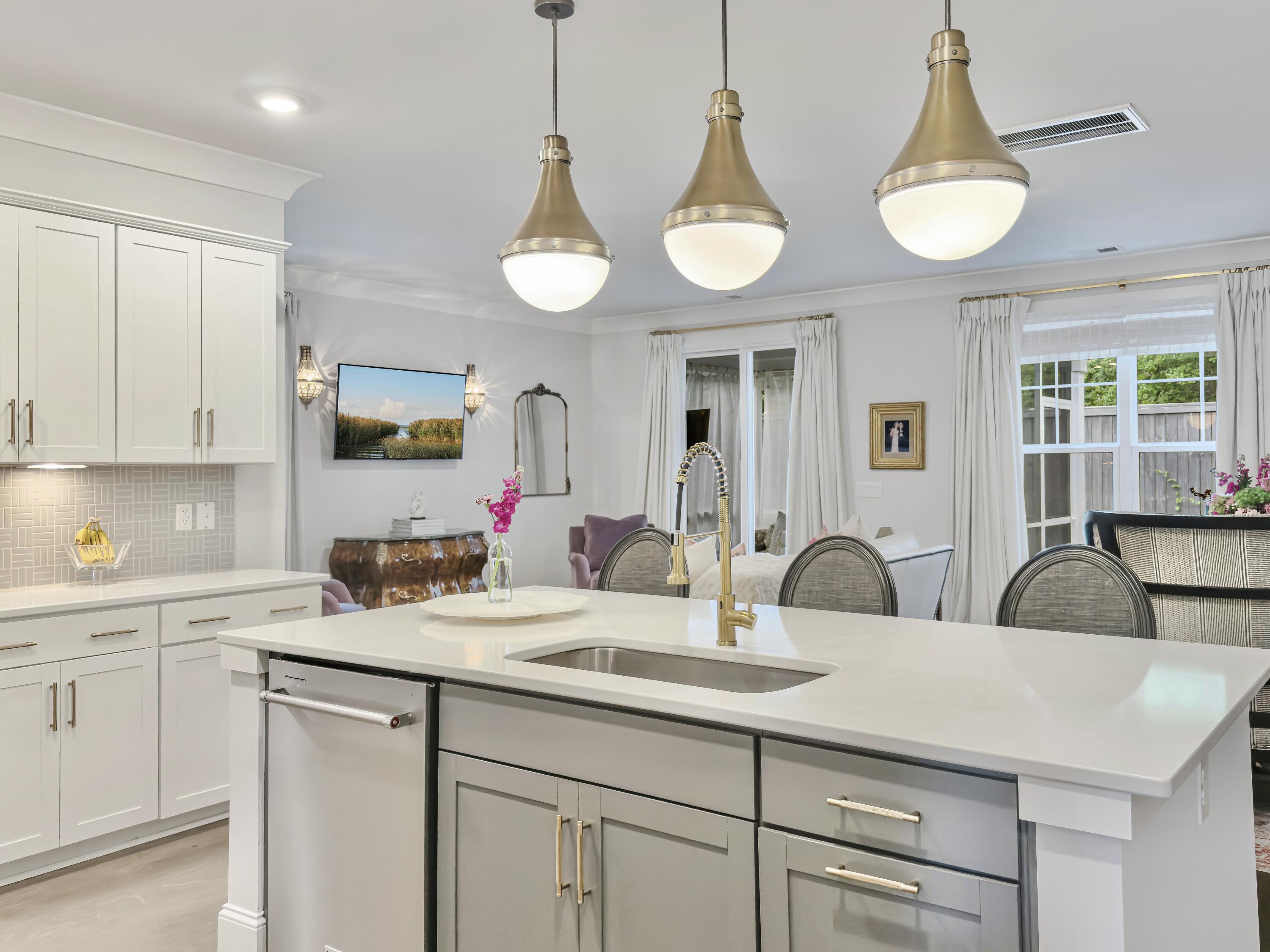 1193 Rudy Lane