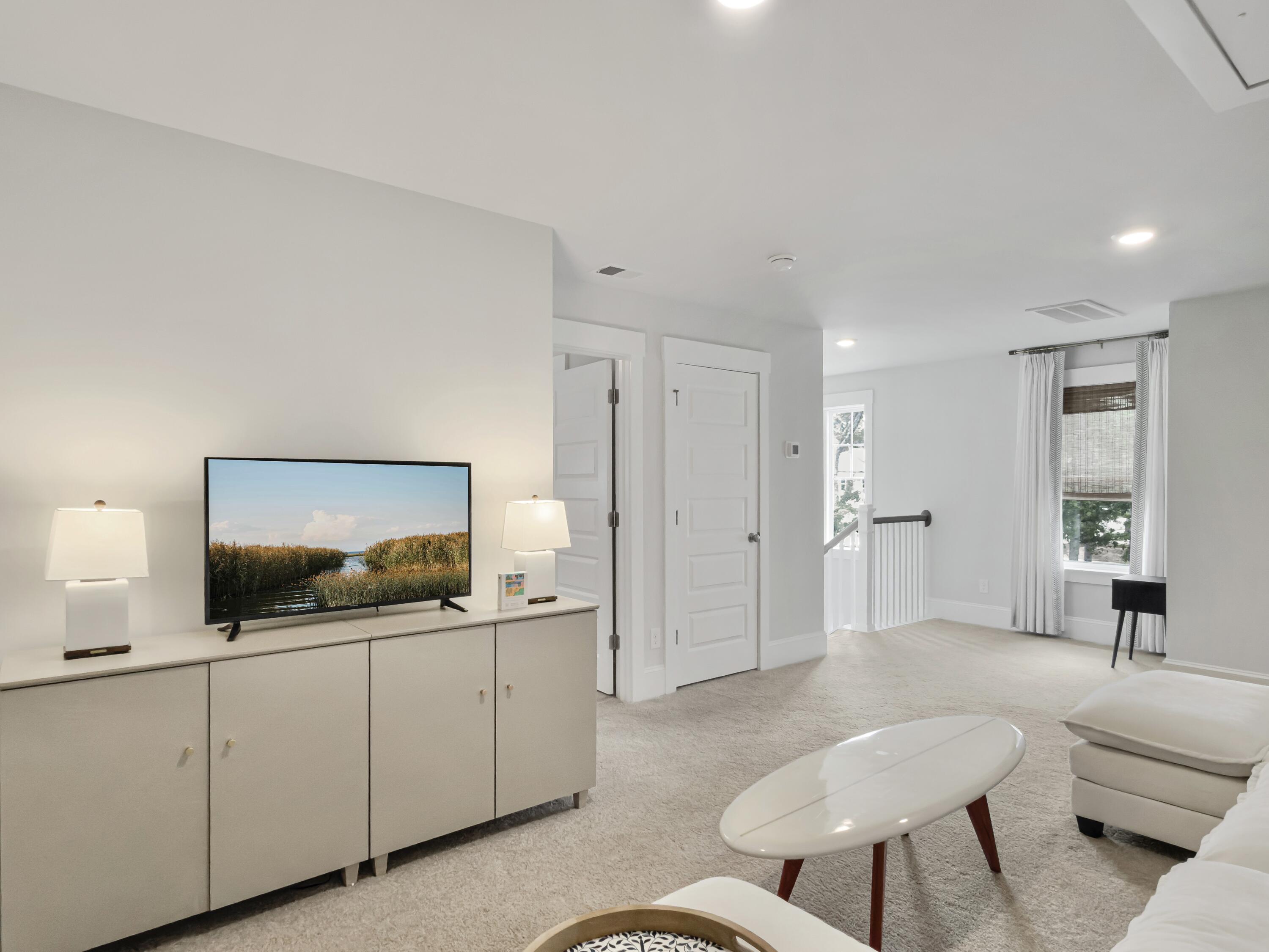 1193 Rudy Lane