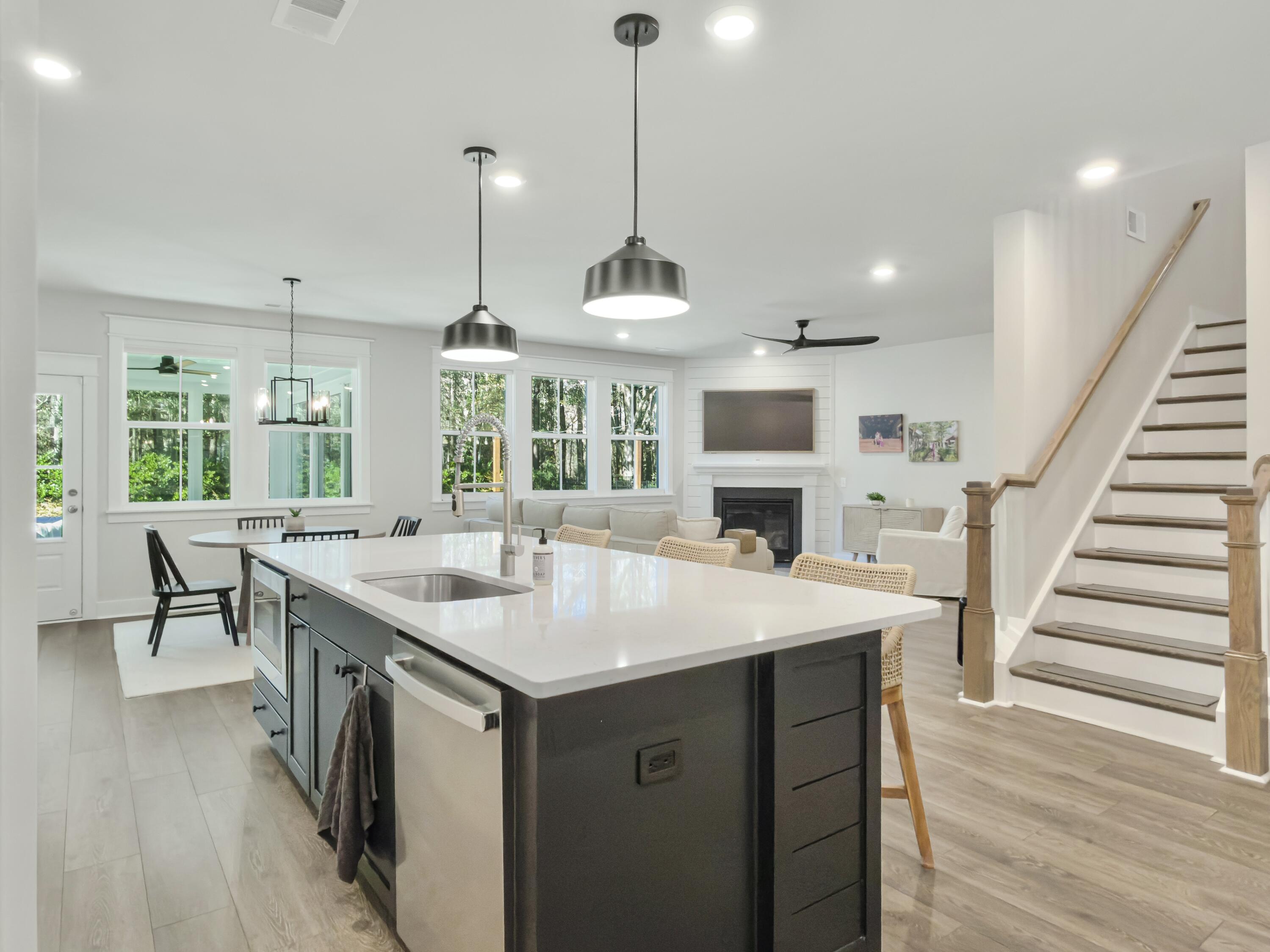 2322 Lenwick Hall Lane