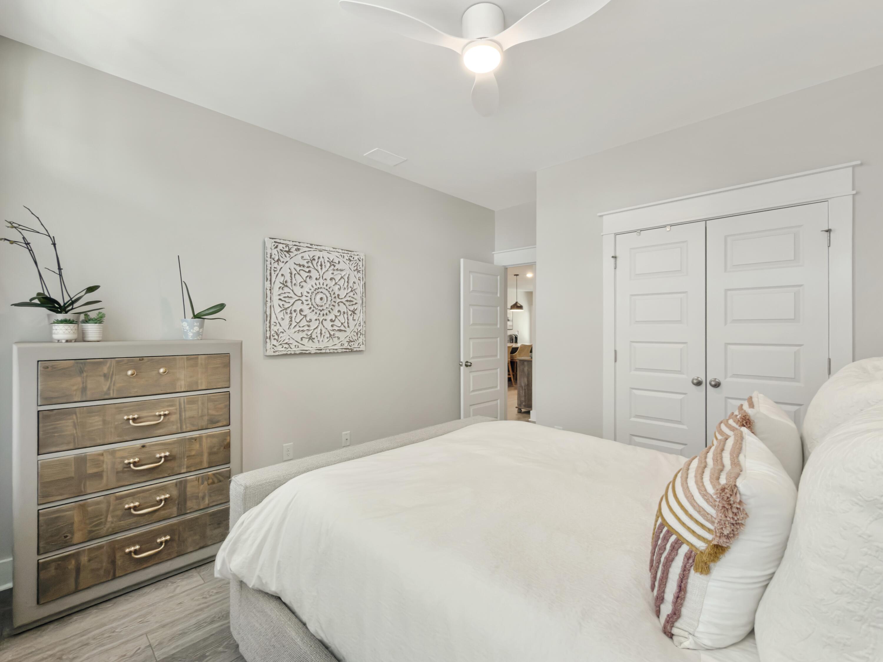 2322 Lenwick Hall Lane