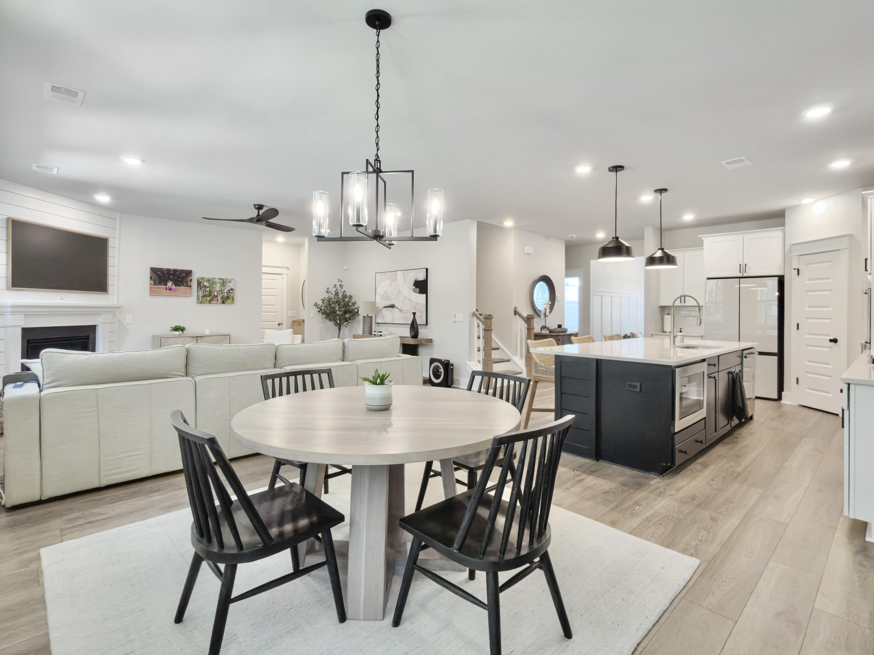 2322 Lenwick Hall Lane