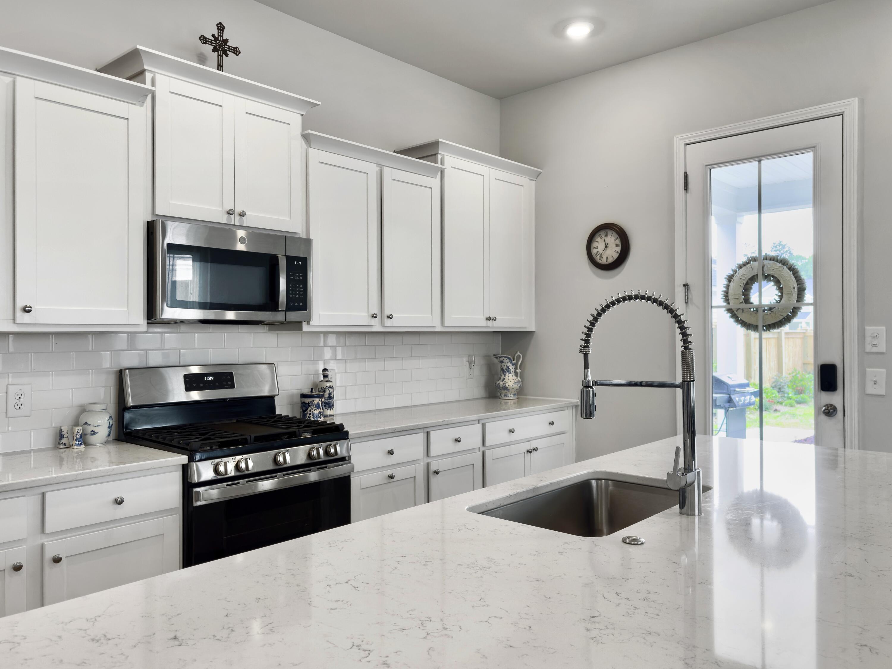 886 Clay Field Trail