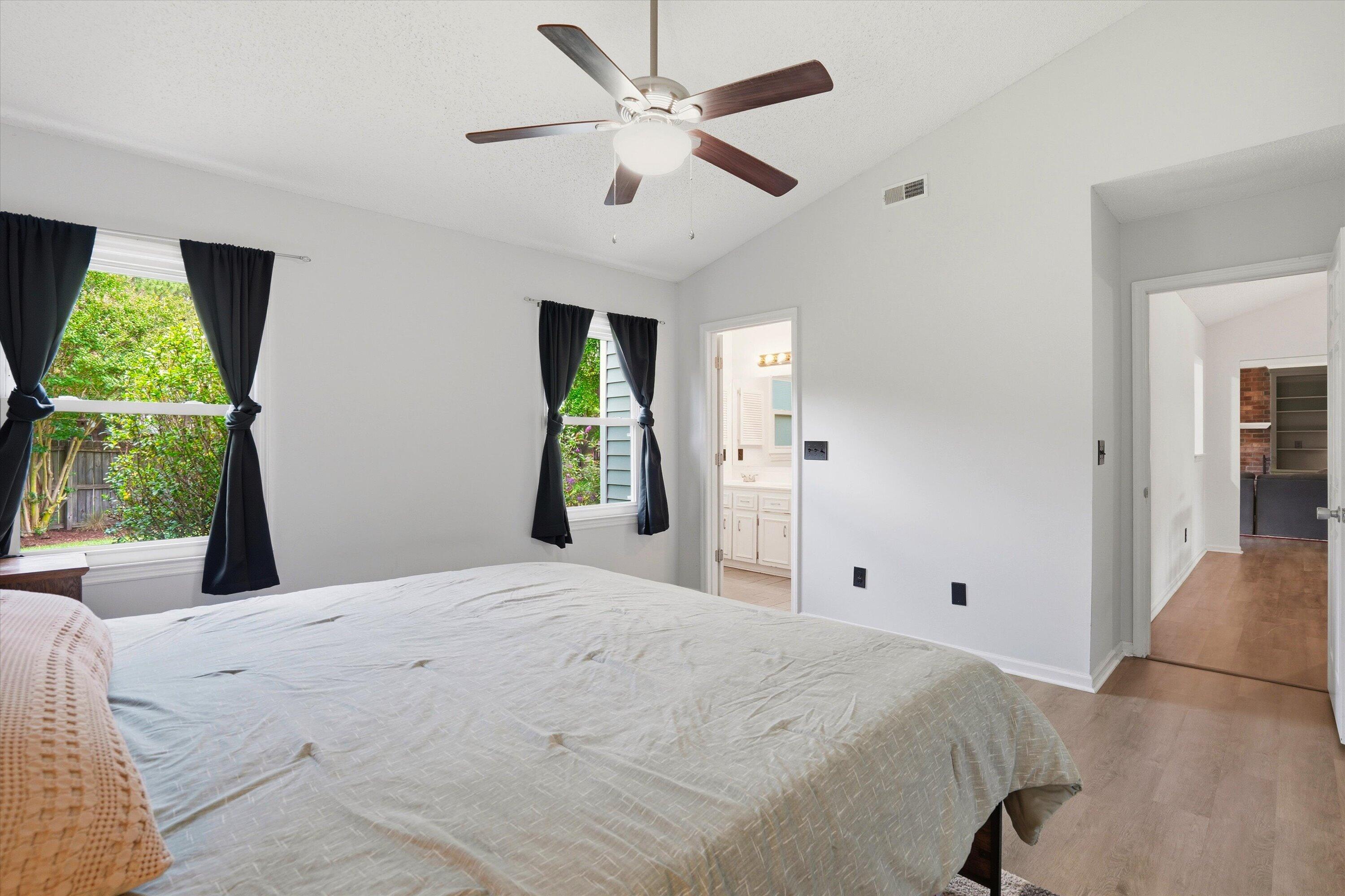 325 Courtney Round