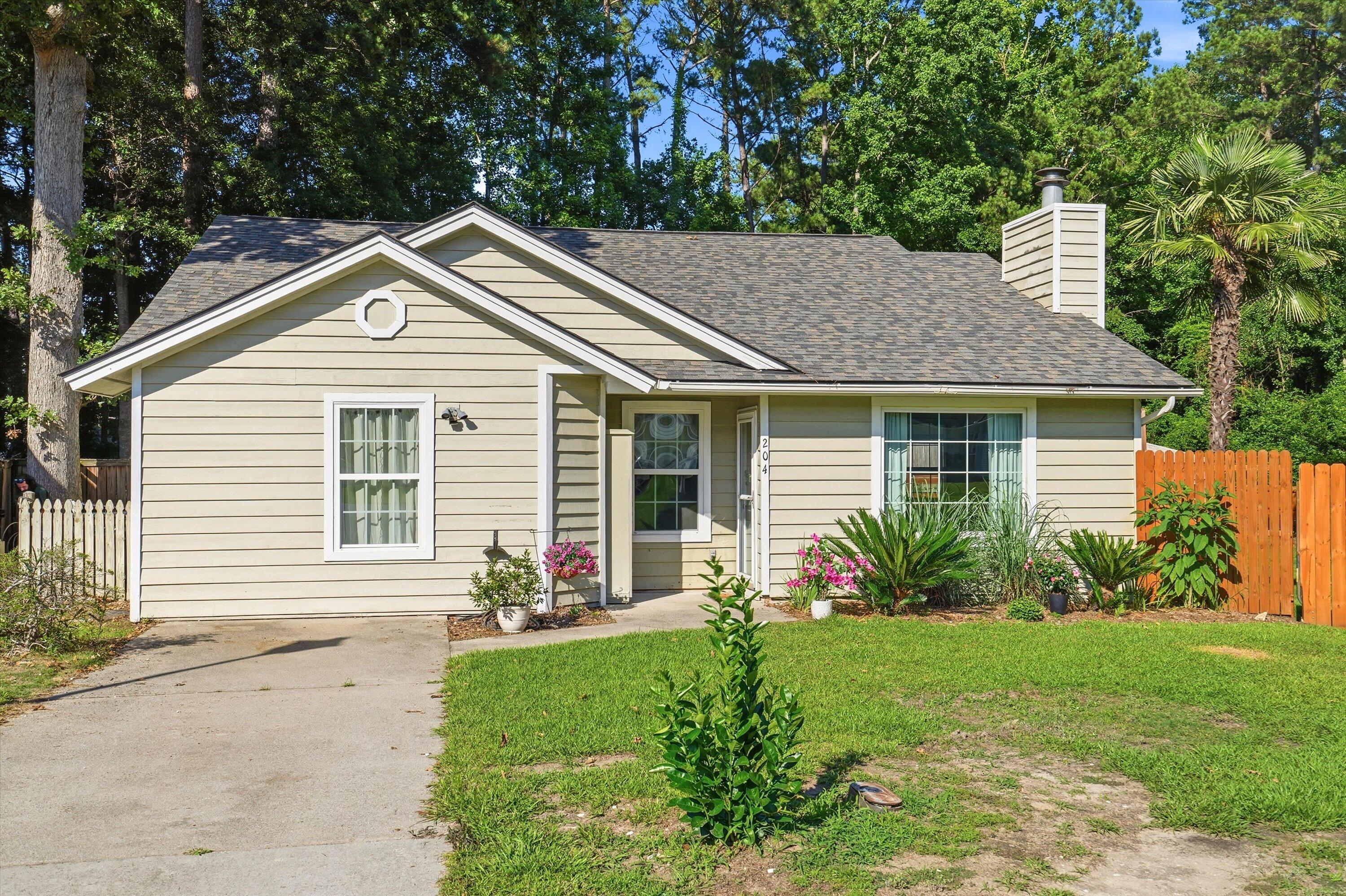 204 Oxford Way