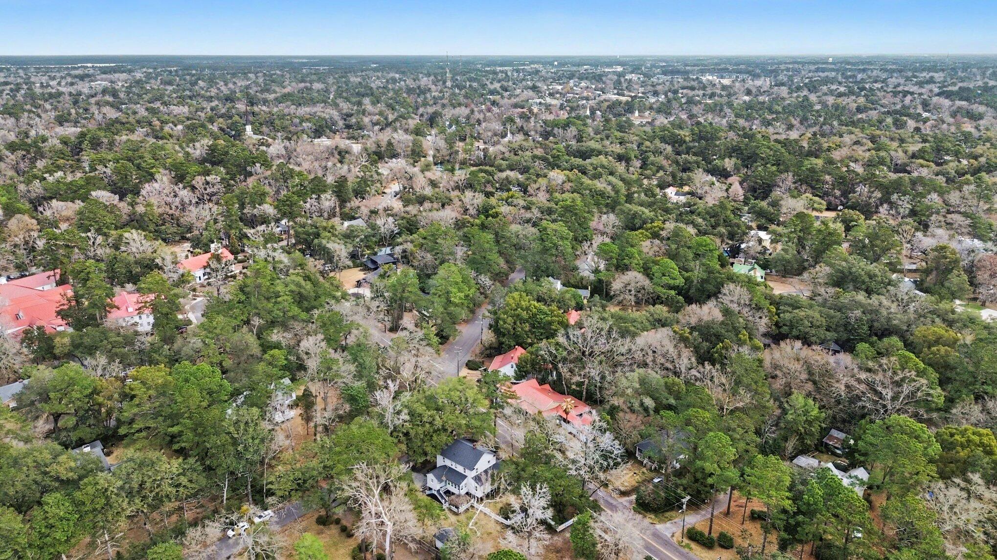 216 W Carolina Avenue