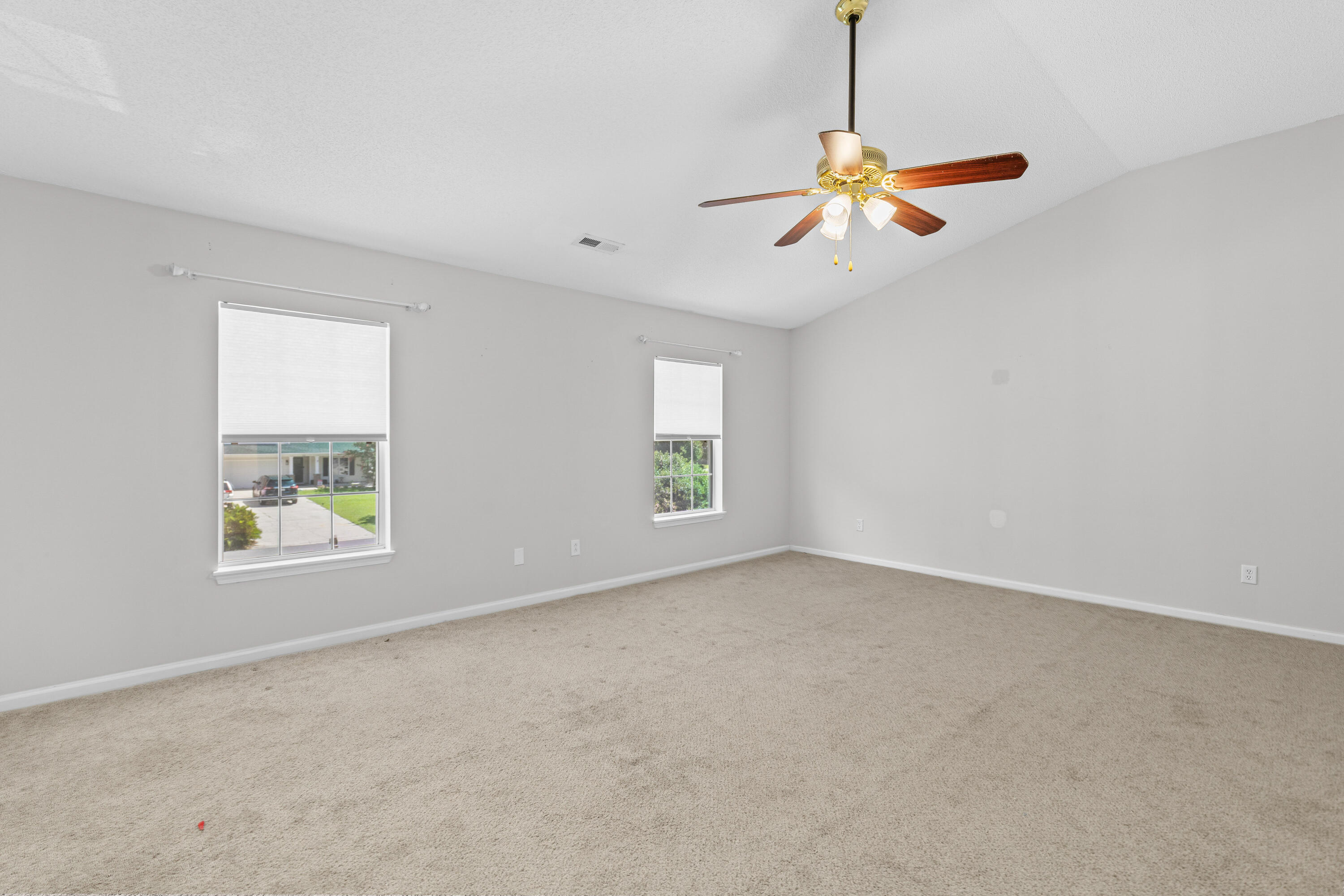 5143 Ballantine Drive