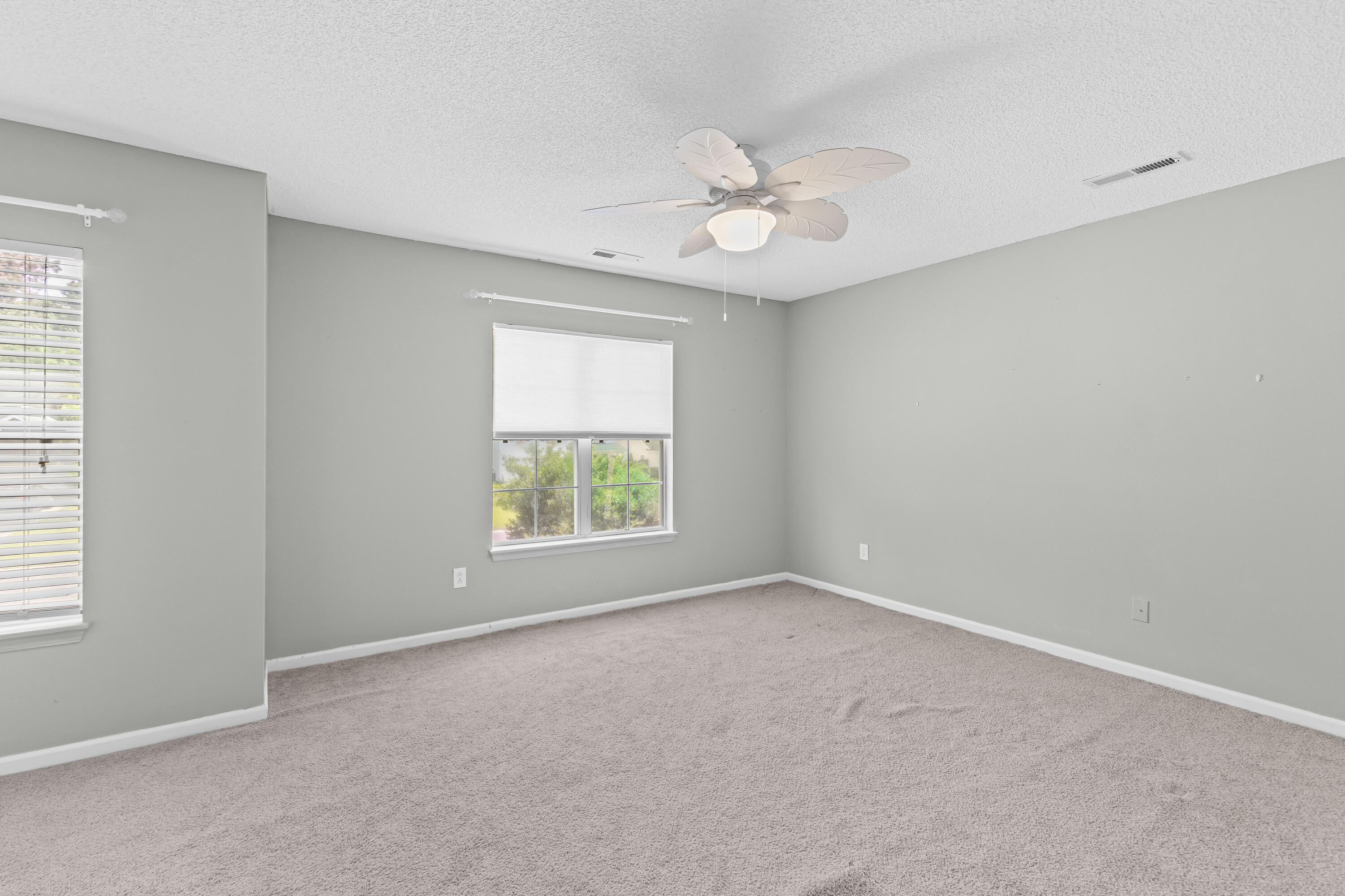 5143 Ballantine Drive