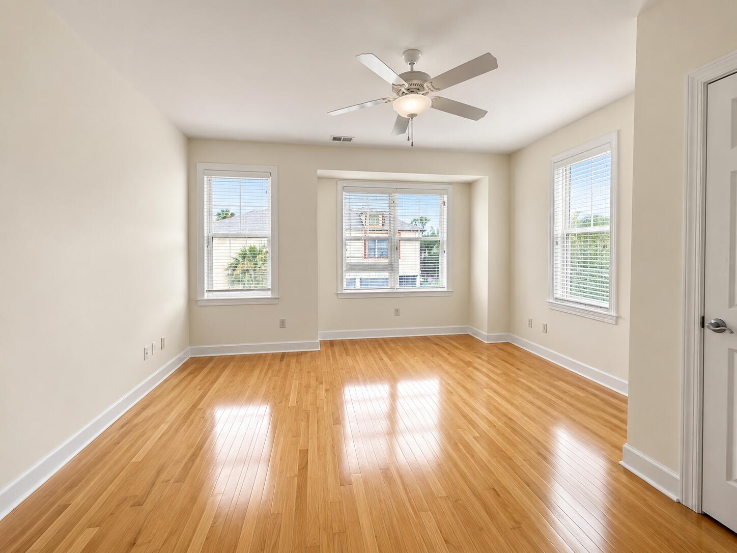 204 Michigan Unit C1