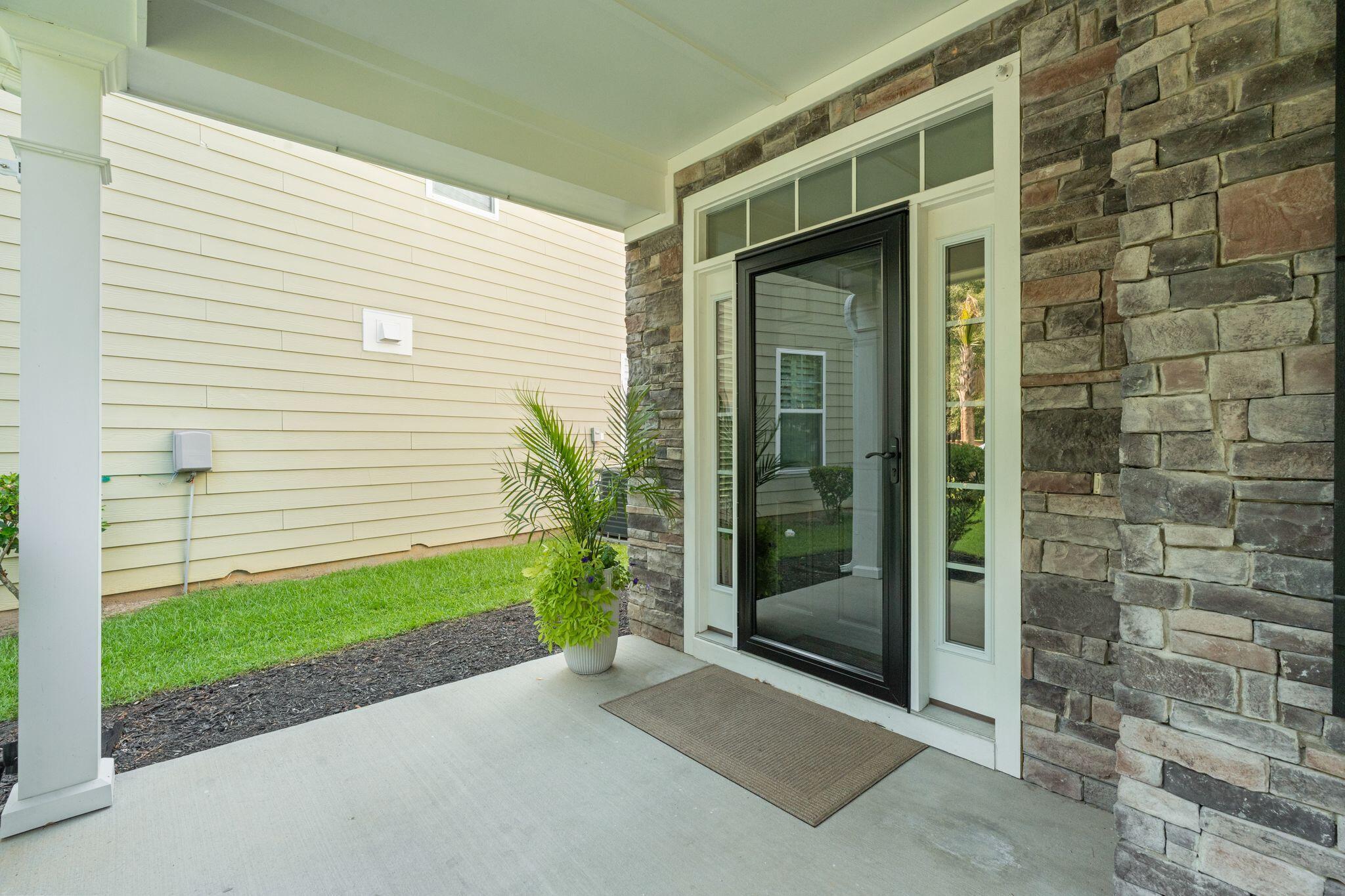 112 Turner Field Way