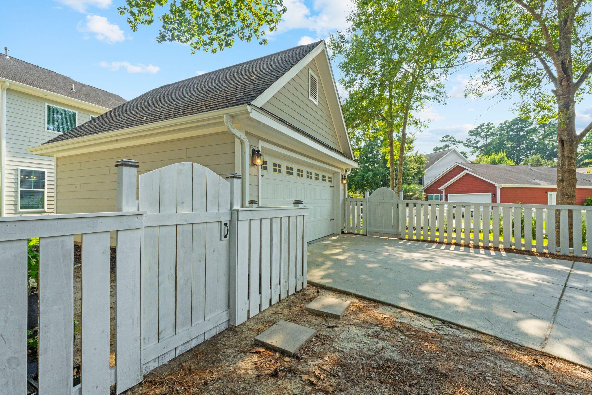 112 Turner Field Way