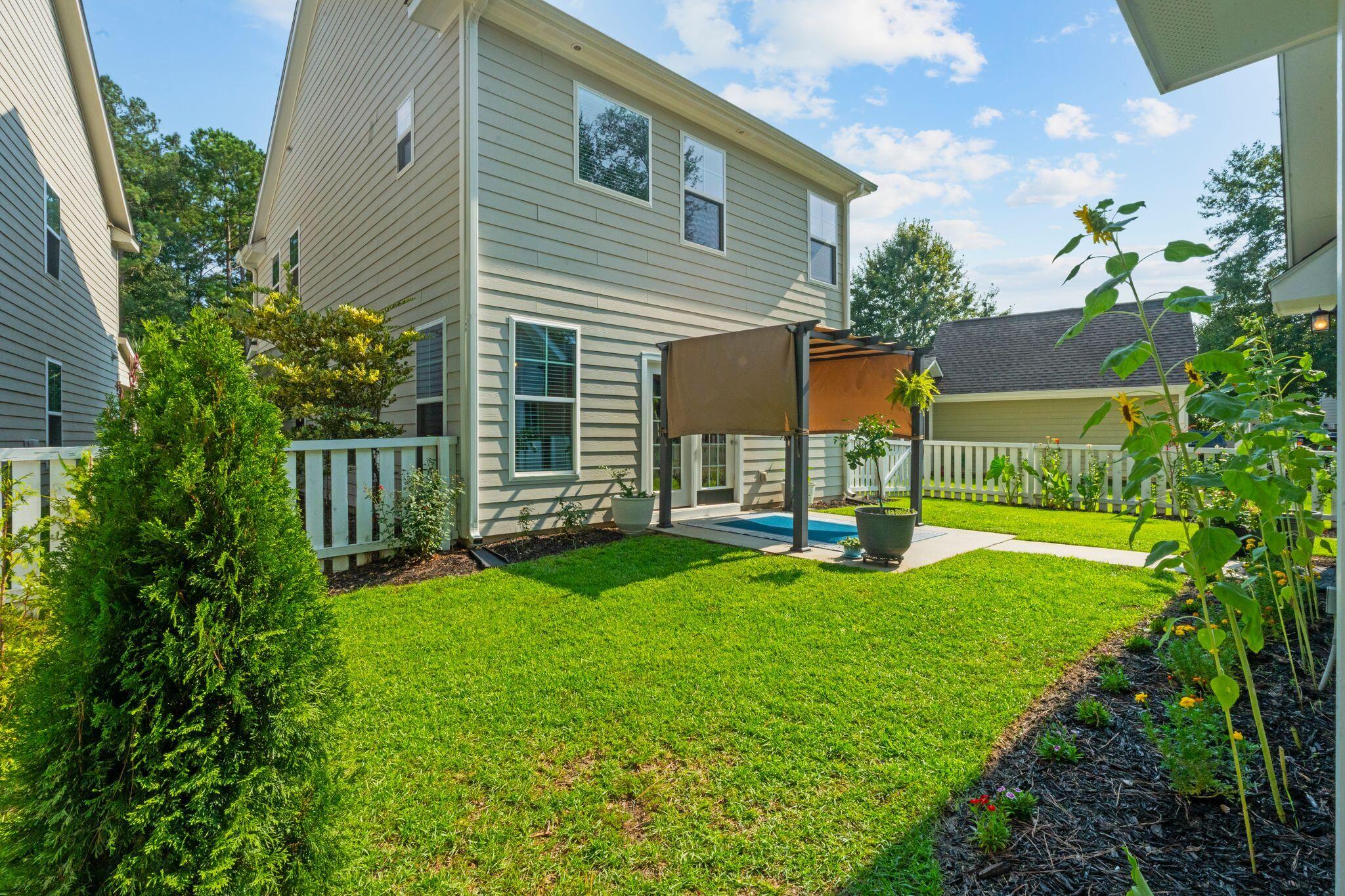 112 Turner Field Way