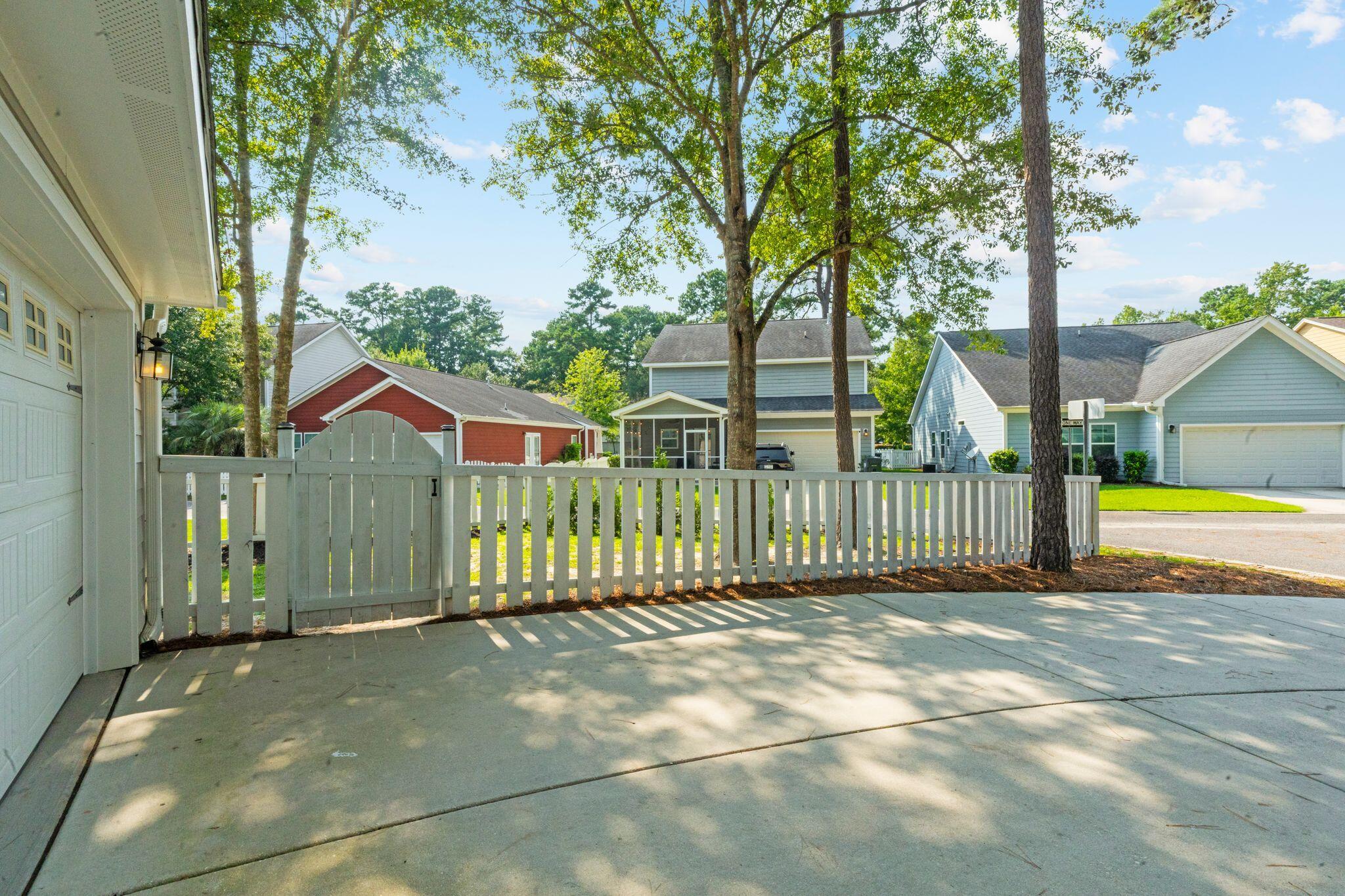 112 Turner Field Way