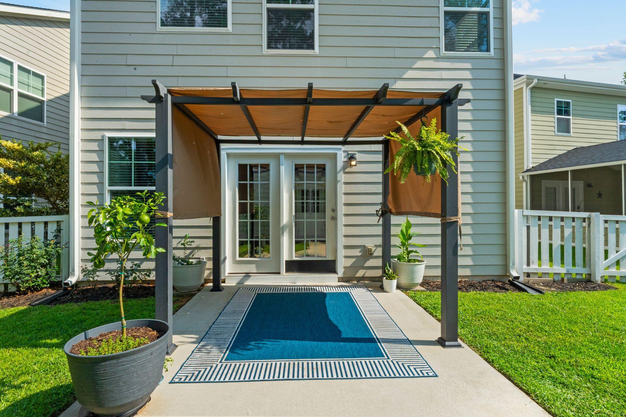 112 Turner Field Way