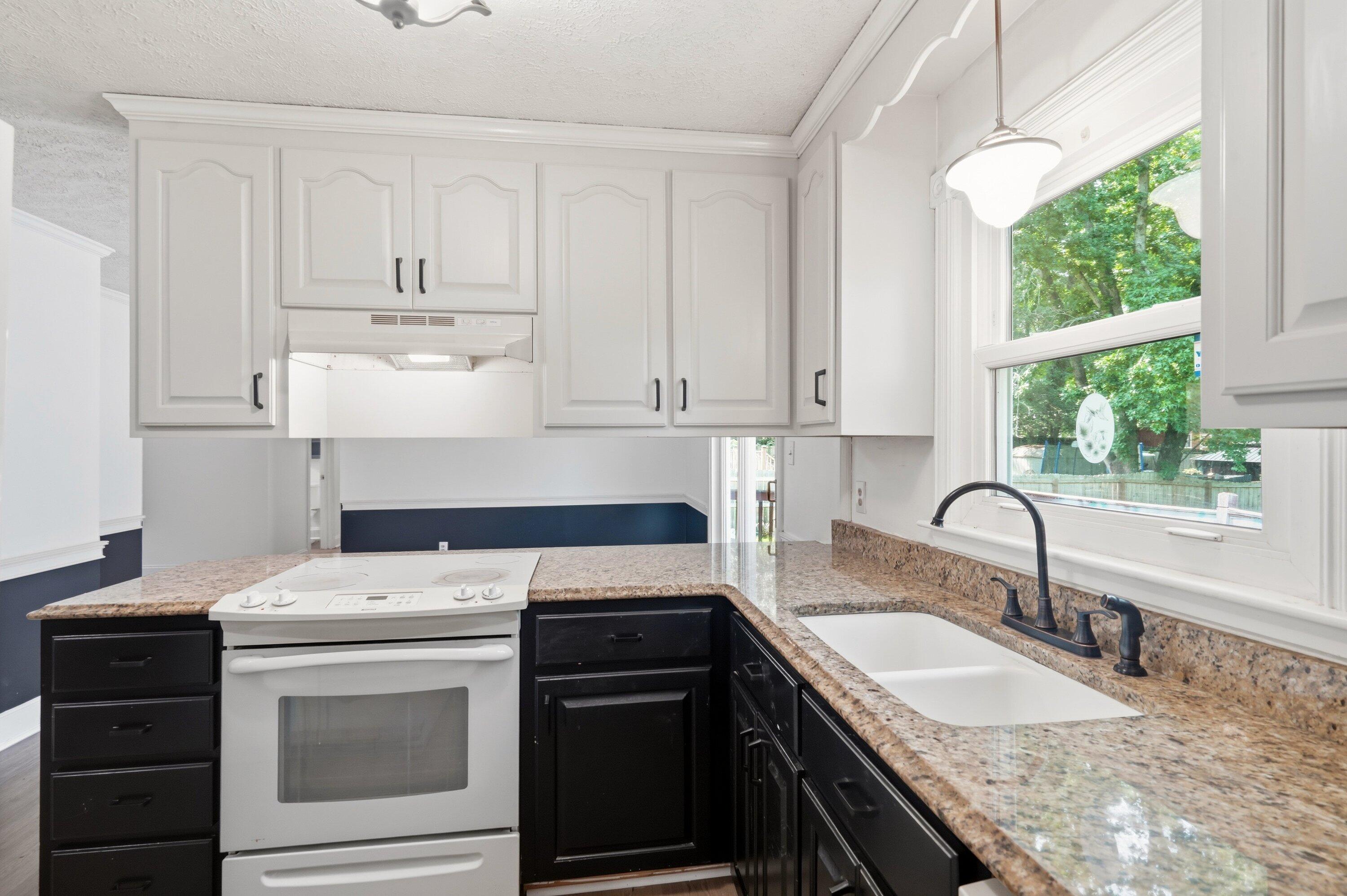 220 Crestwood Drive