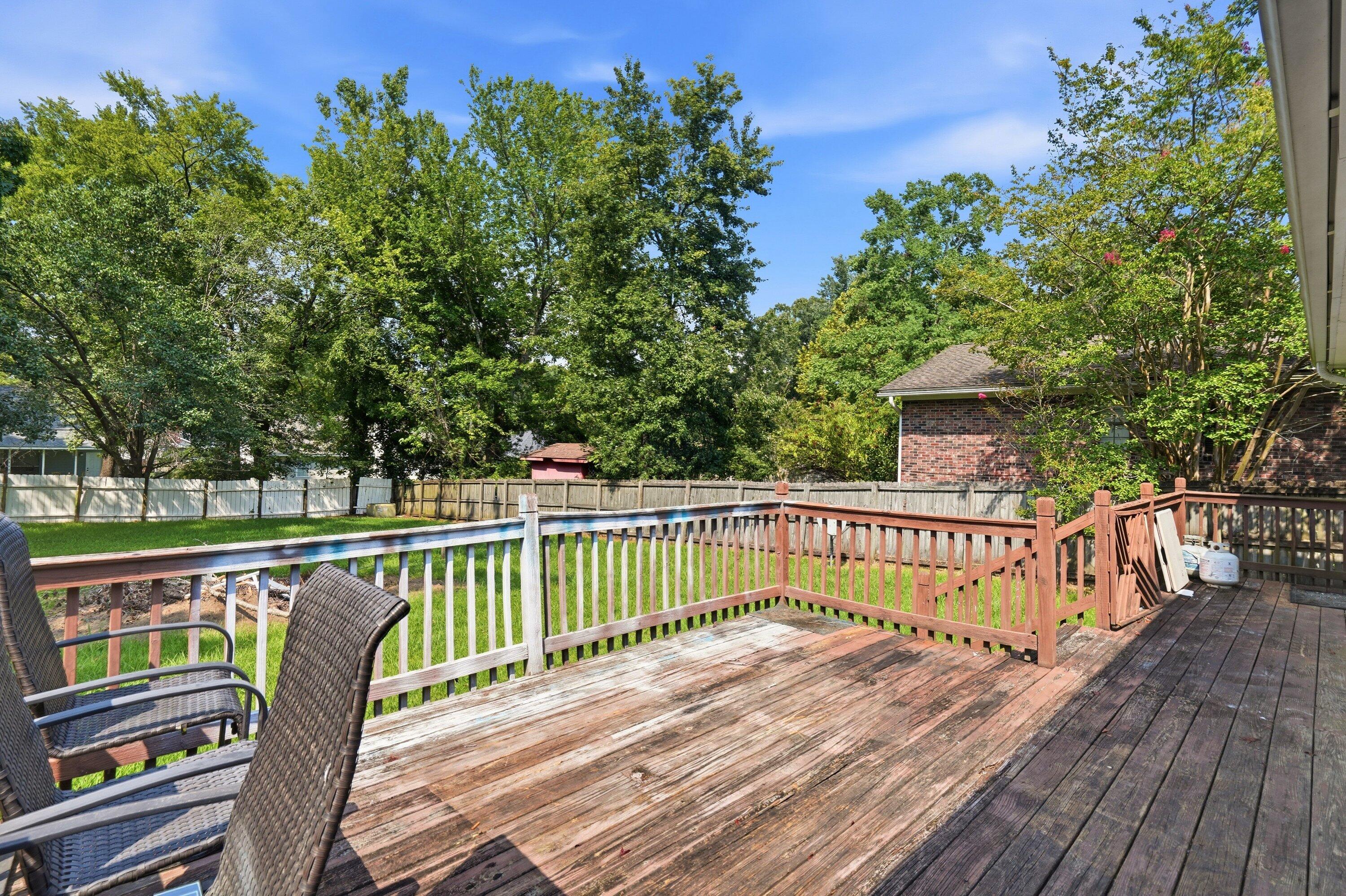 220 Crestwood Drive