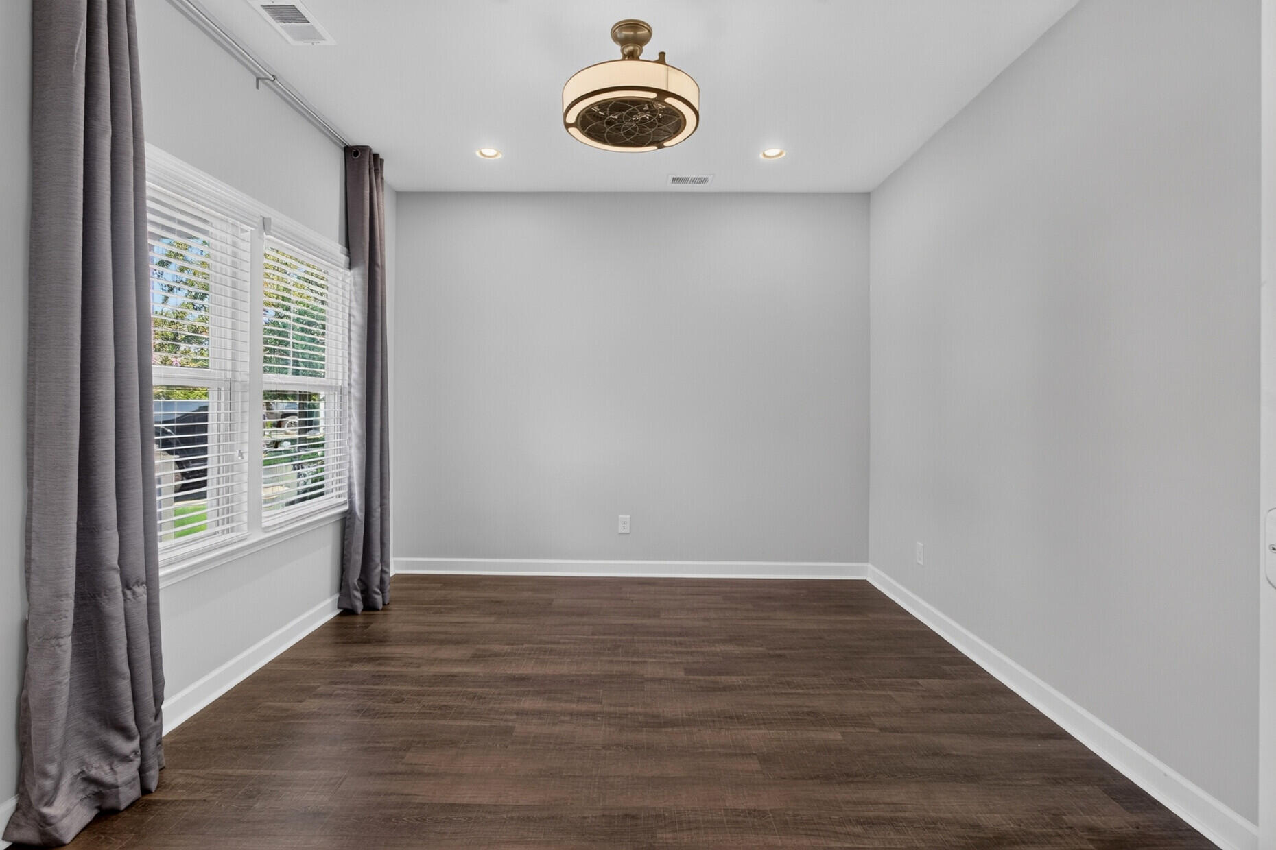 3106 Safe Harbor Way