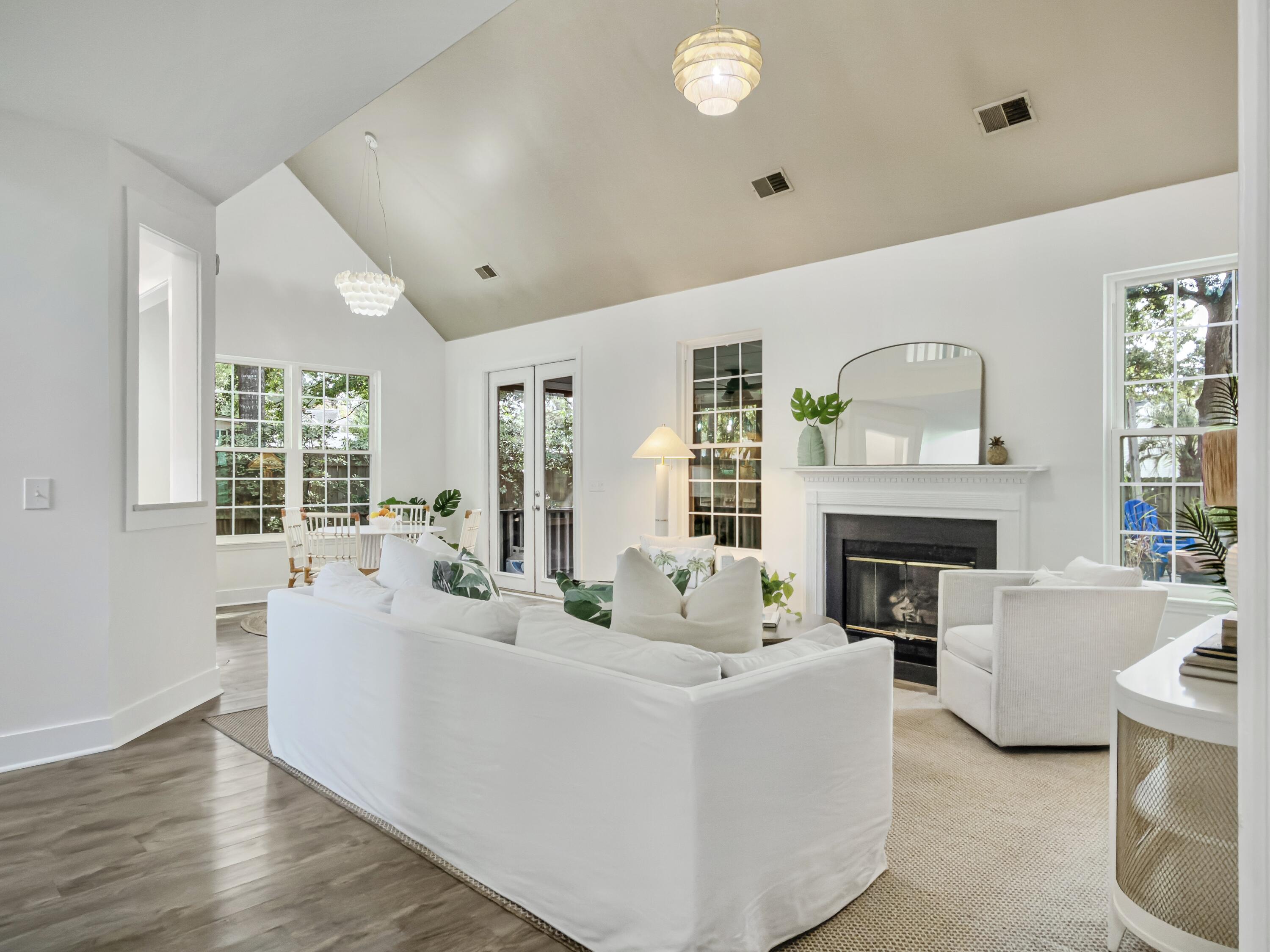 2085 Country Manor Drive