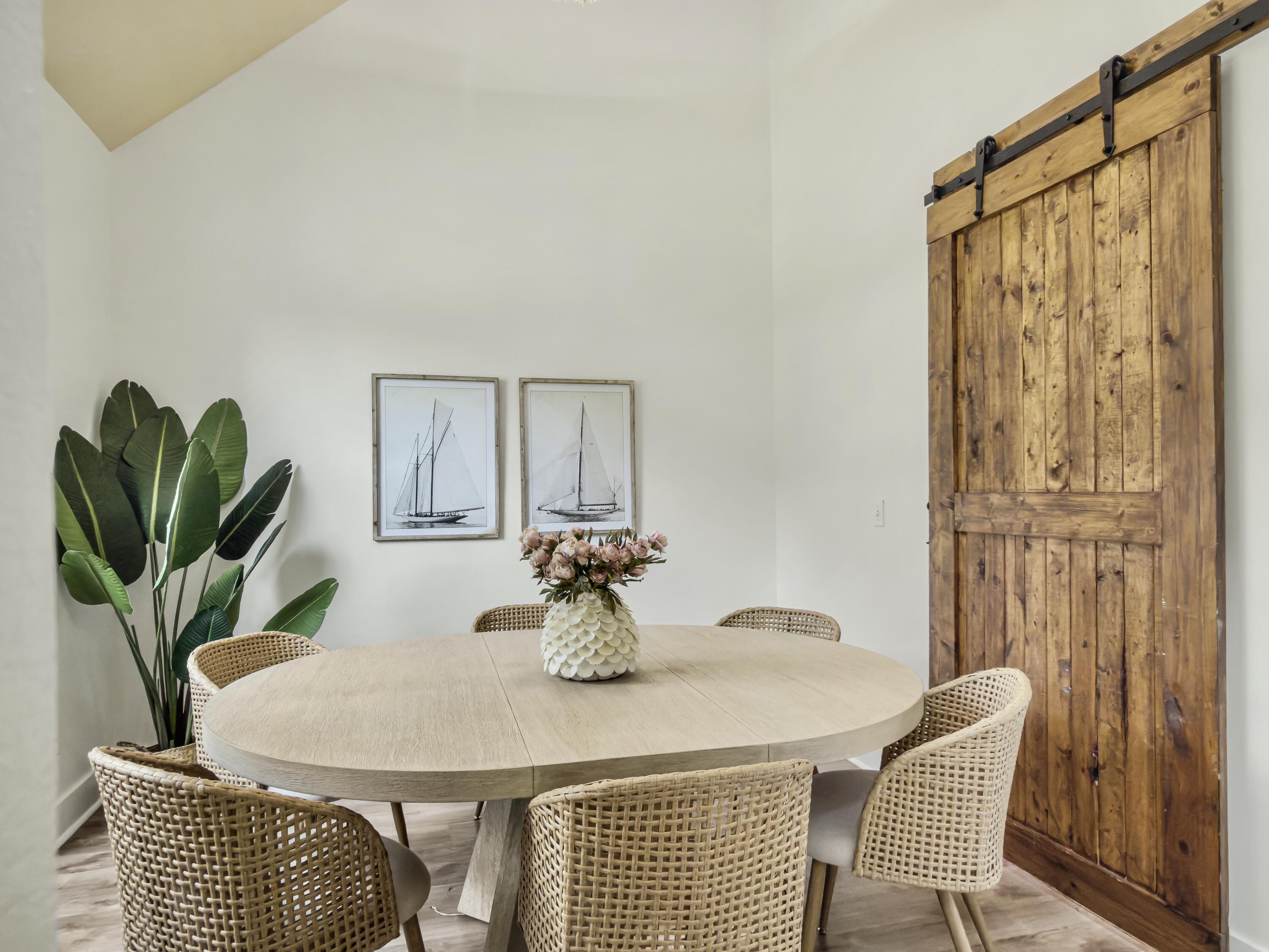 2085 Country Manor Drive