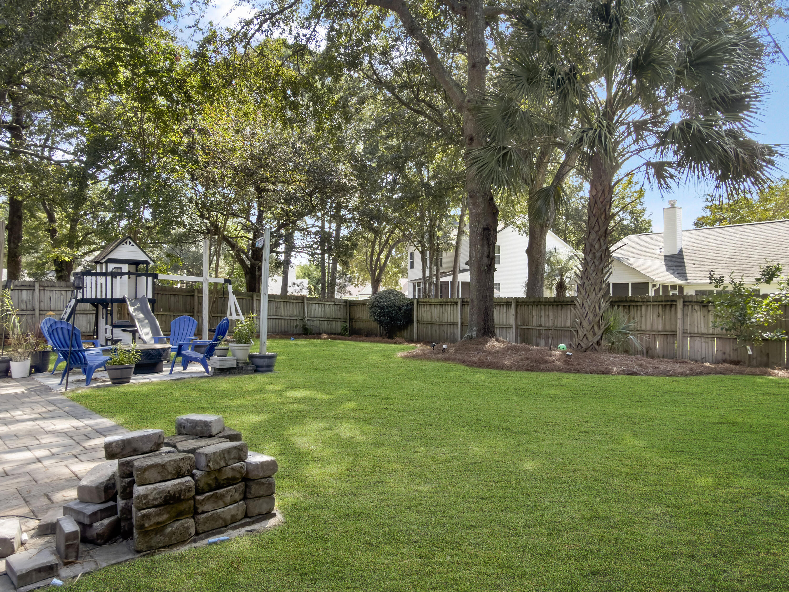 2085 Country Manor Drive